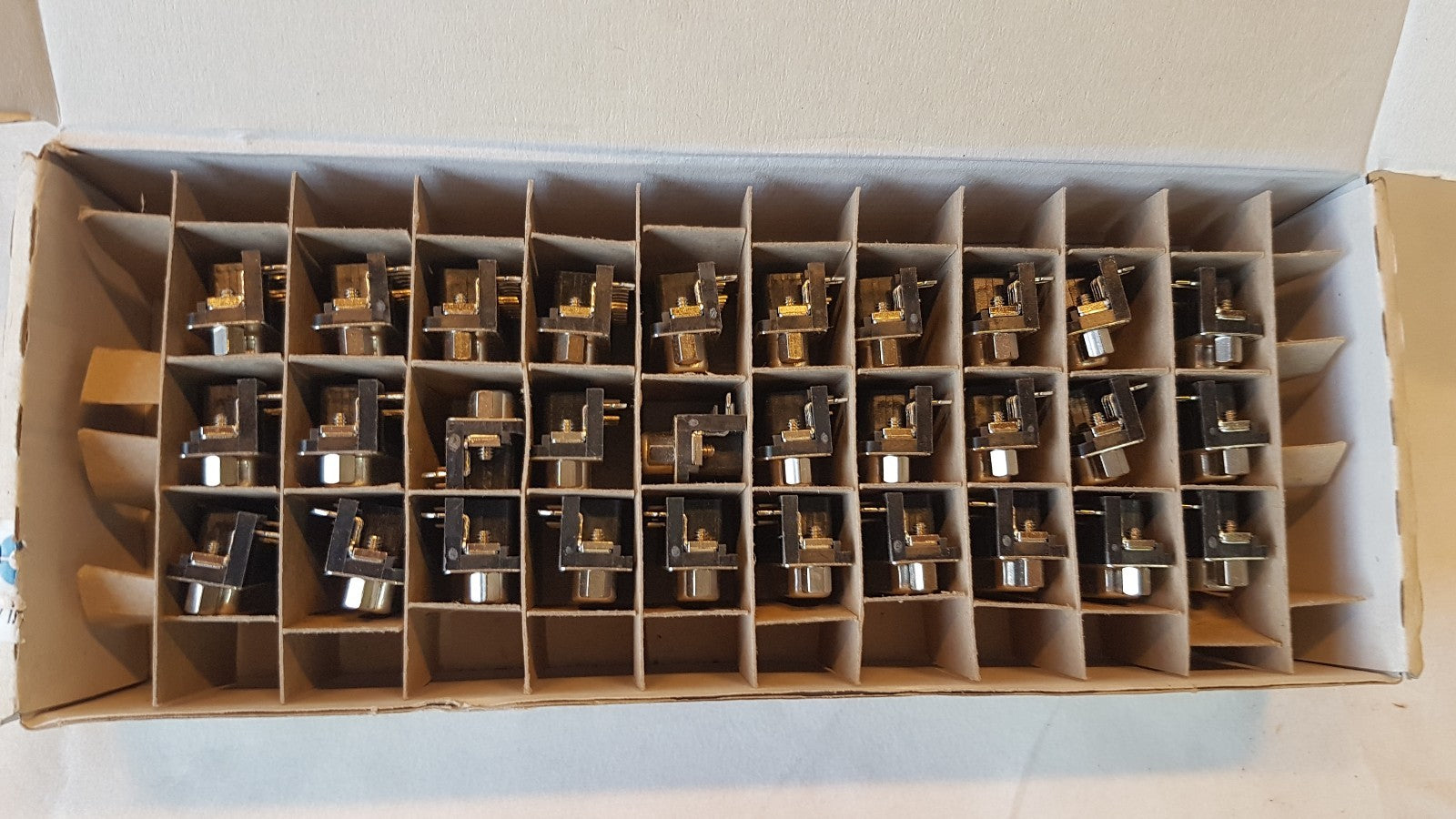 Conec Connector D Sub 15 Pin Female Pcb R 302A11259X El 00068 Ex Lot Of 30