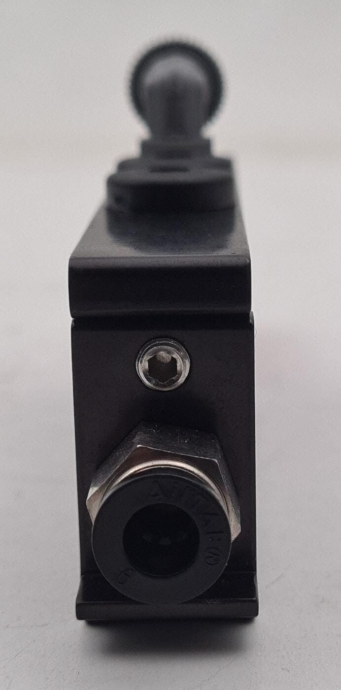 Piab VACUUM Pump P3010 C3x 1/8" P3010.01.AI.02.AA.00 Xi10-3x1 COAX