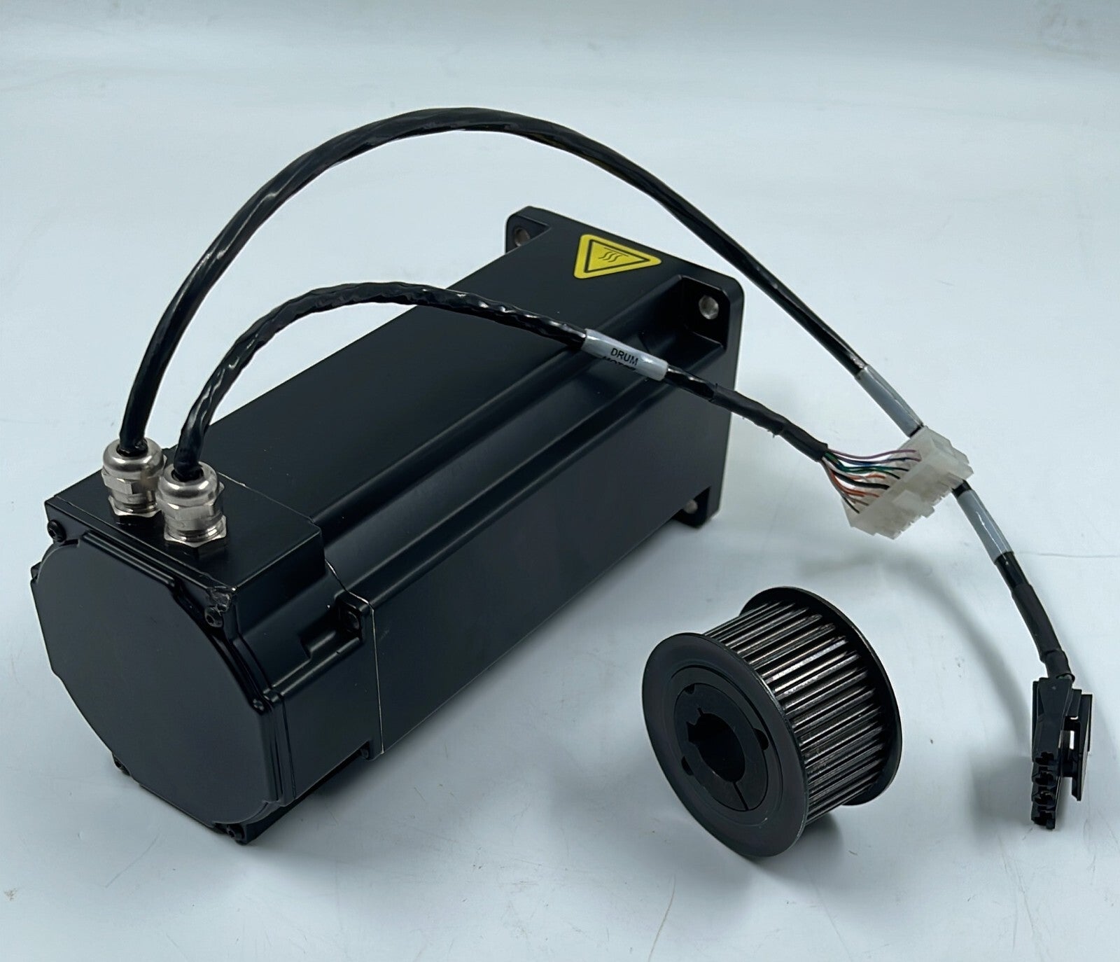 NEW - Kollmorgen AKM44S-BSMN1-02 PM SERVO MOTOR