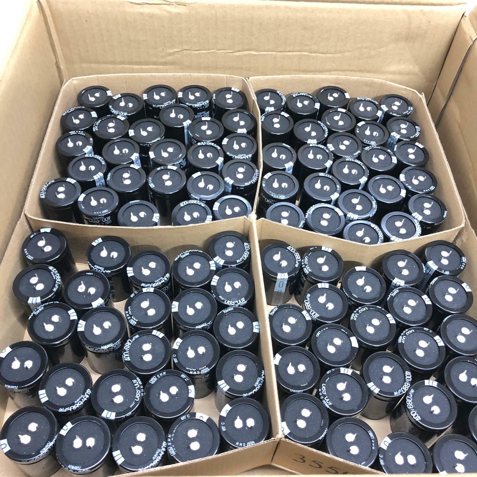 [Lot of 10] Nippon Chemi-Con SMM 7DaHKM Capacitor 400V 680UF  85°c