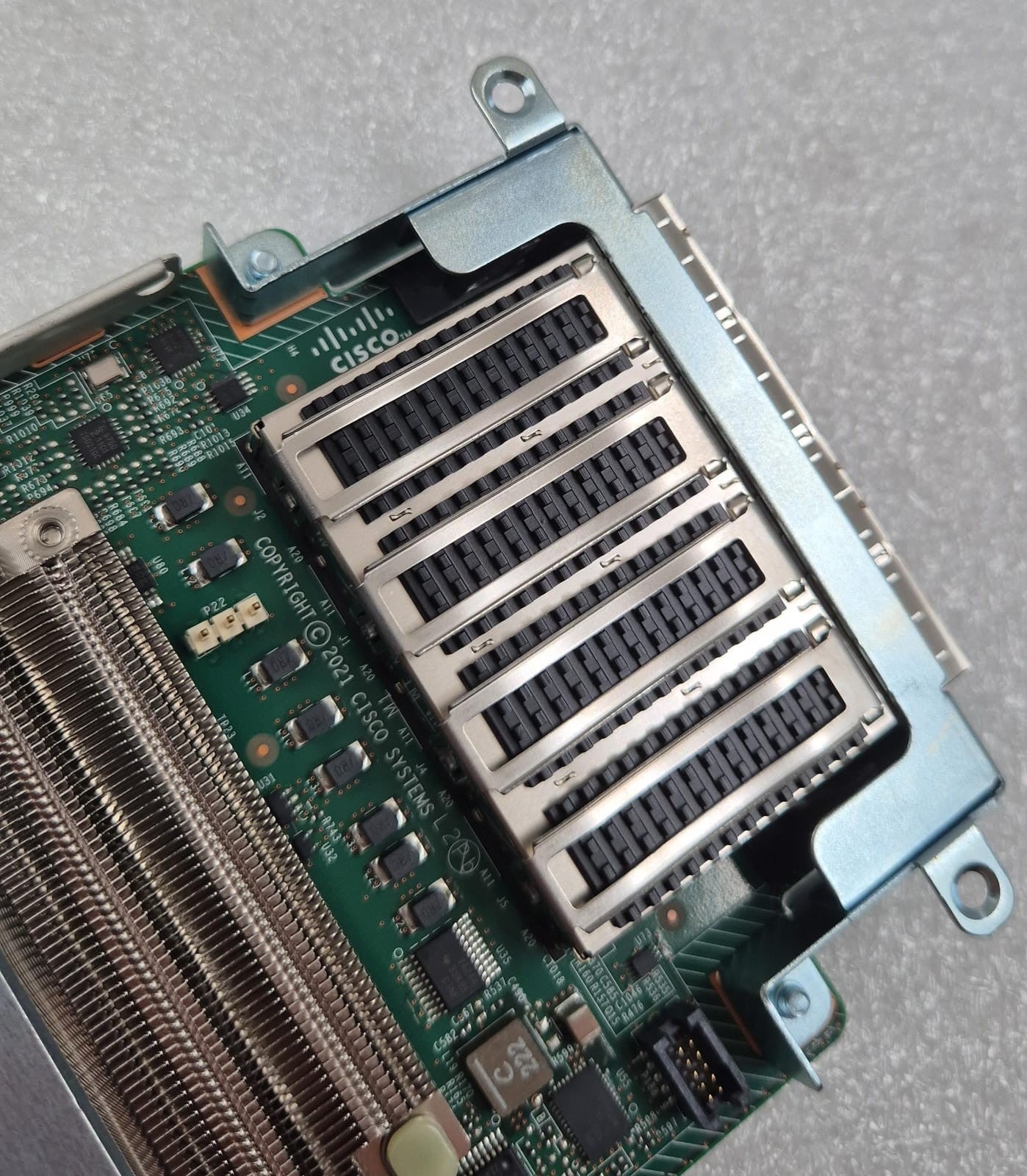 CISCO UCSC-M-V25-04 UCS Virtual Interface Card 4-Port PCIe Adapter 68-6971-04