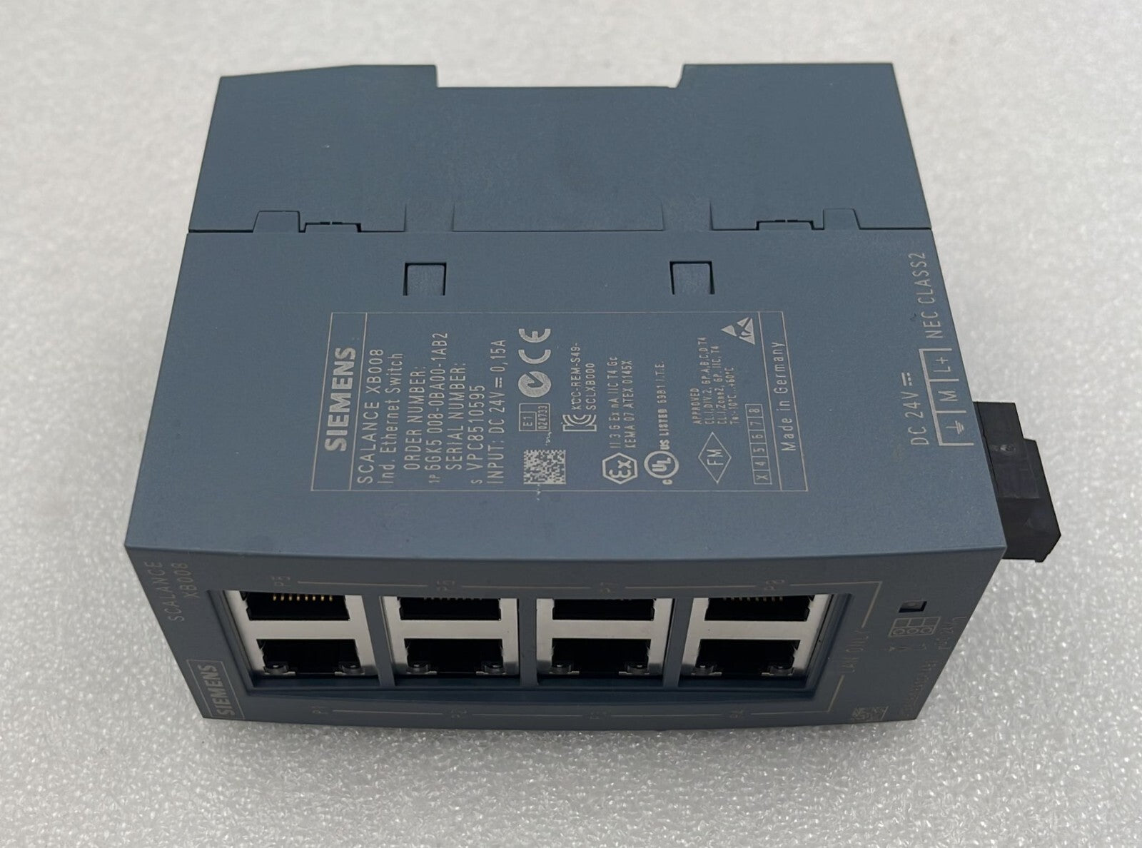 Siemens SCALANCE XB008 Enthernet Switch 6GK5 008-0BA00-1AB2 DC-24V 0,15A