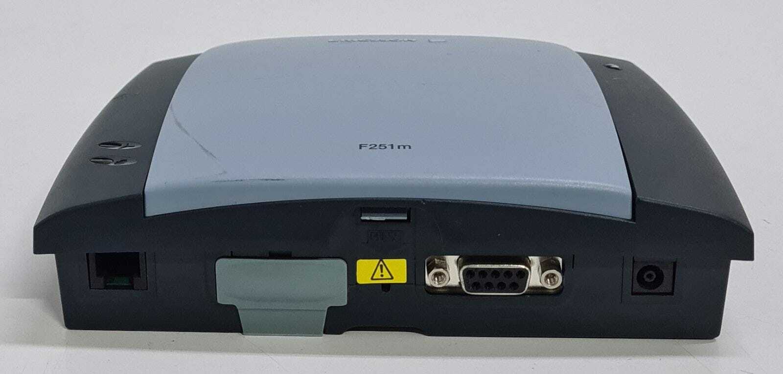 Ericsson F251m KRC 101 1442/0 R2D 0130101-BV 7.5V 0.8A W/ YUASA Battery