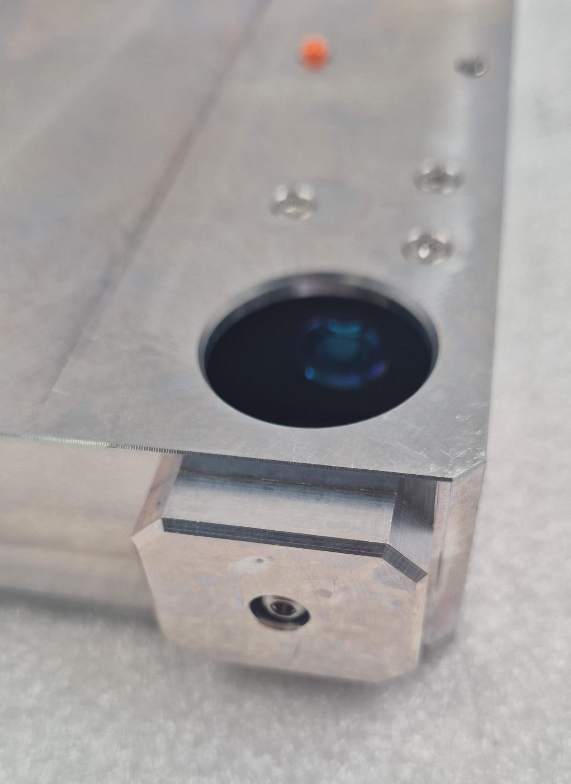 Bruker GaAlAs Diode Laser 930 +/- 30nm CW 10W Max