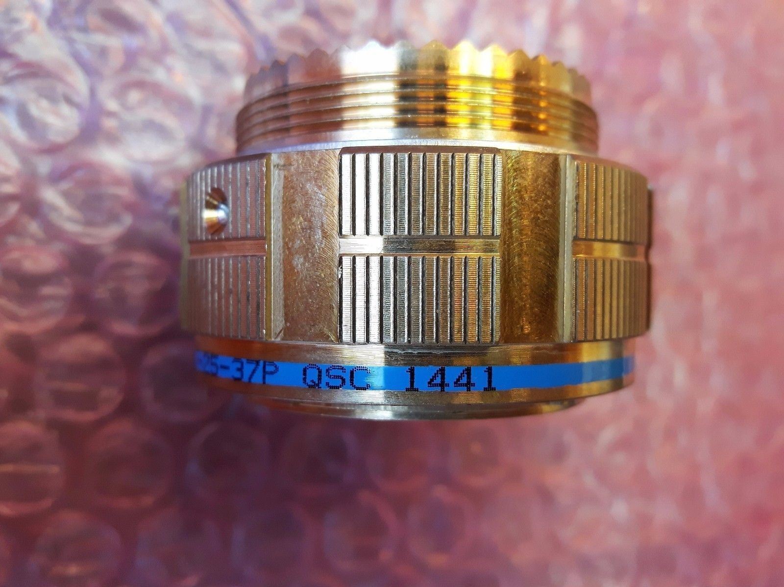 Amphenol TVS06RB-25-37P Mil Spec Connector Plug With Contacts