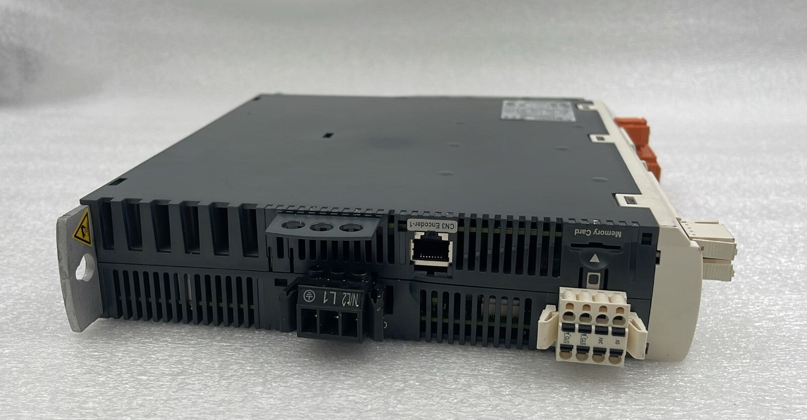 Schneider Lexium 32 servo amplifier back panel