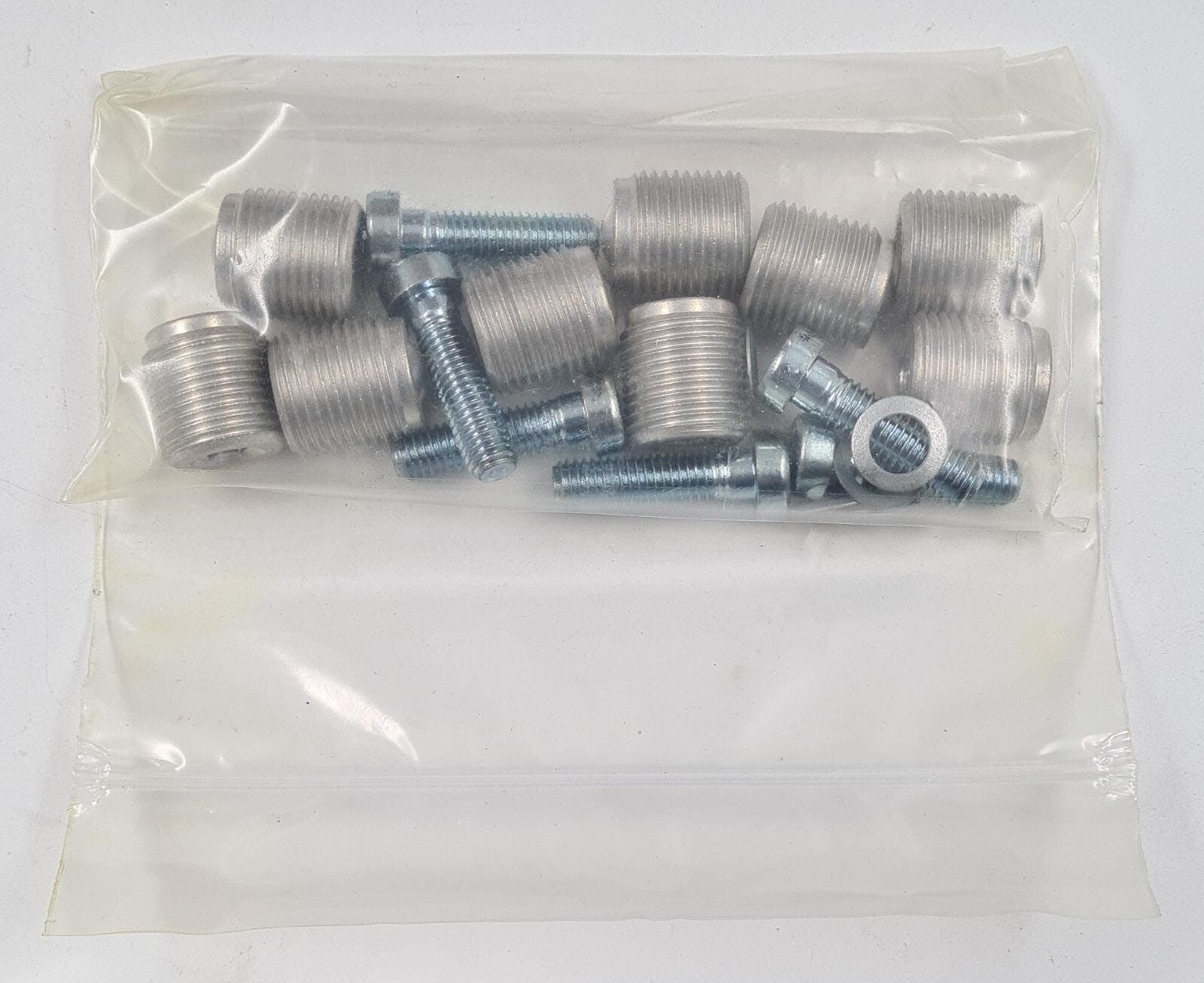 NEW - Siemens 3VL9600-4TG30 Multiple Feed-in Cable Terminal (Pack of 3*  ILSCO)