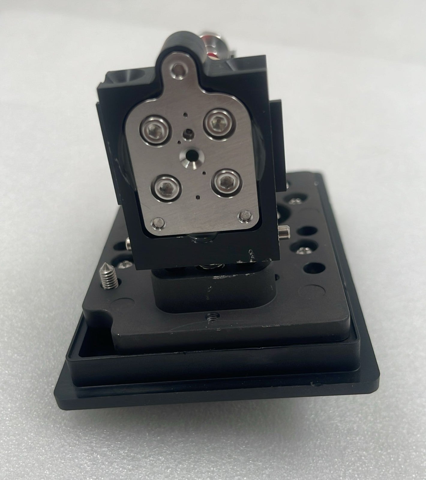 Waters PDA flow cell underside view