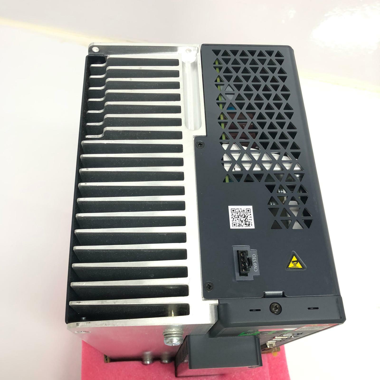 [NEW] SCHNEIDER Lexium 28 113815 AC Servo Drive LXM28AU75M3X 230V 47.5A 7500W