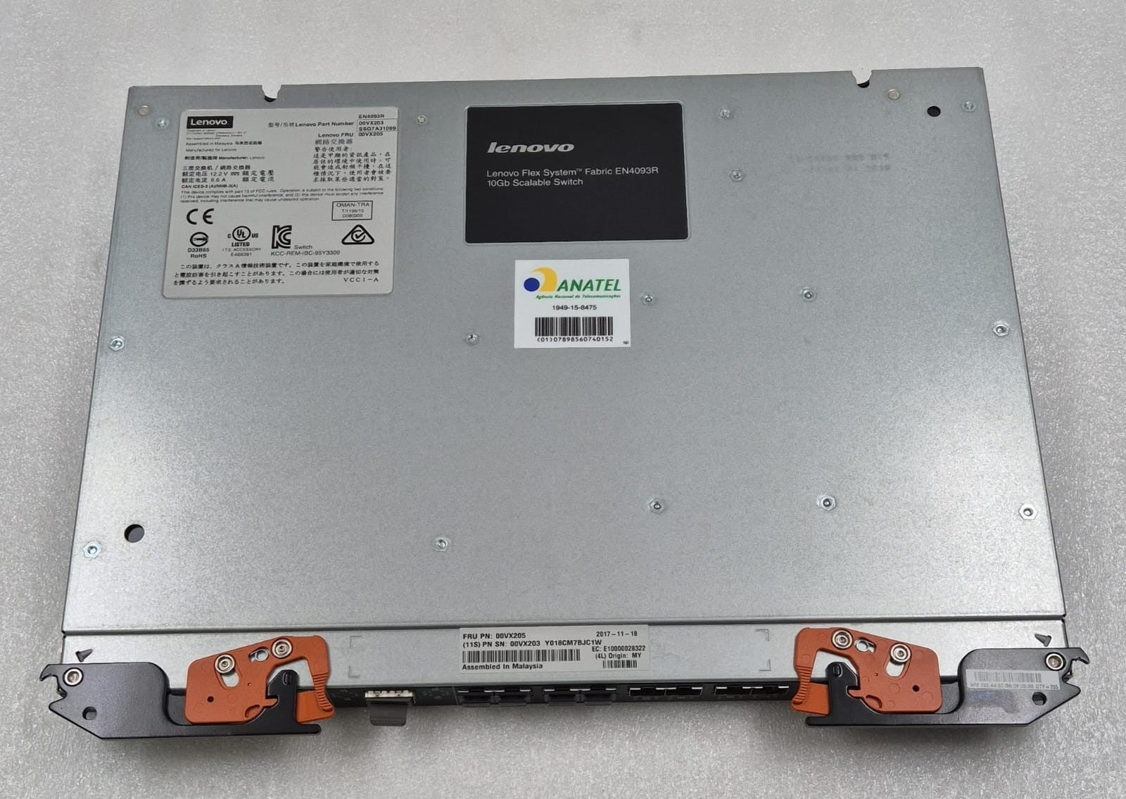 Lenovo Flex System Fabric EN4093R 10Gb Scalable Switch 00VX203 00VX205