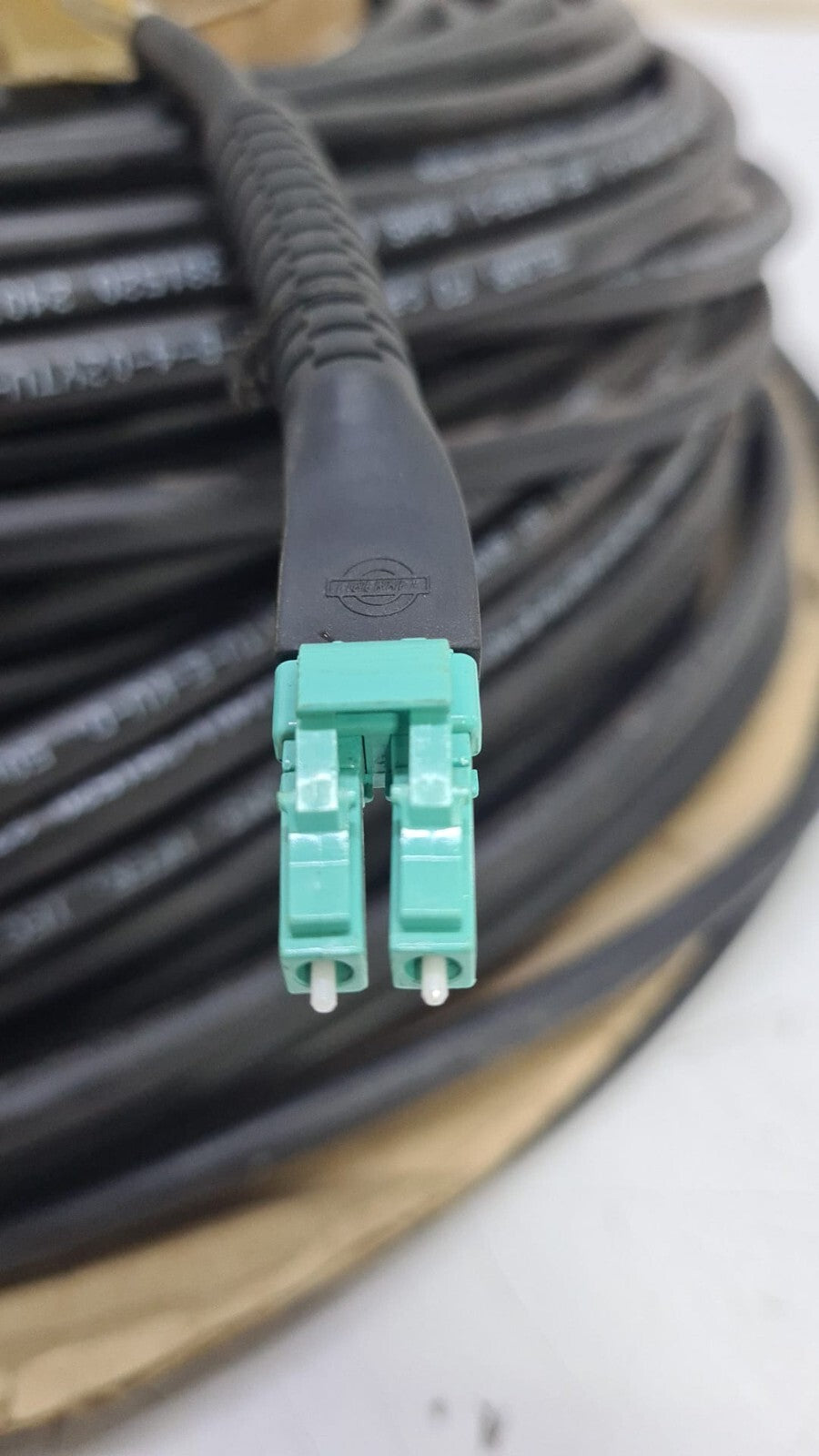 Fibernet FHP-OC0001-150M-LC W828 CA460-38281 TACTICAL CABLE LC-LC OM3 L-150M