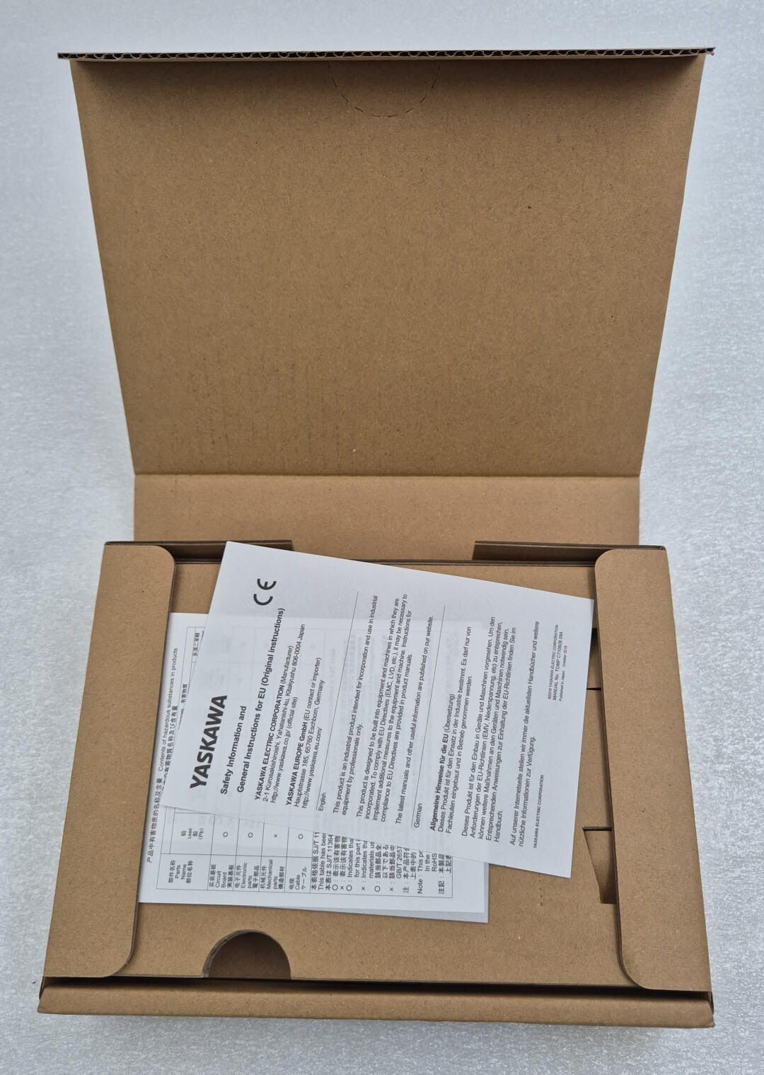 NEW - YASKAWA Serial Converter JZDP-D008-020-E Signal Conversion SGLFW-35A230AP