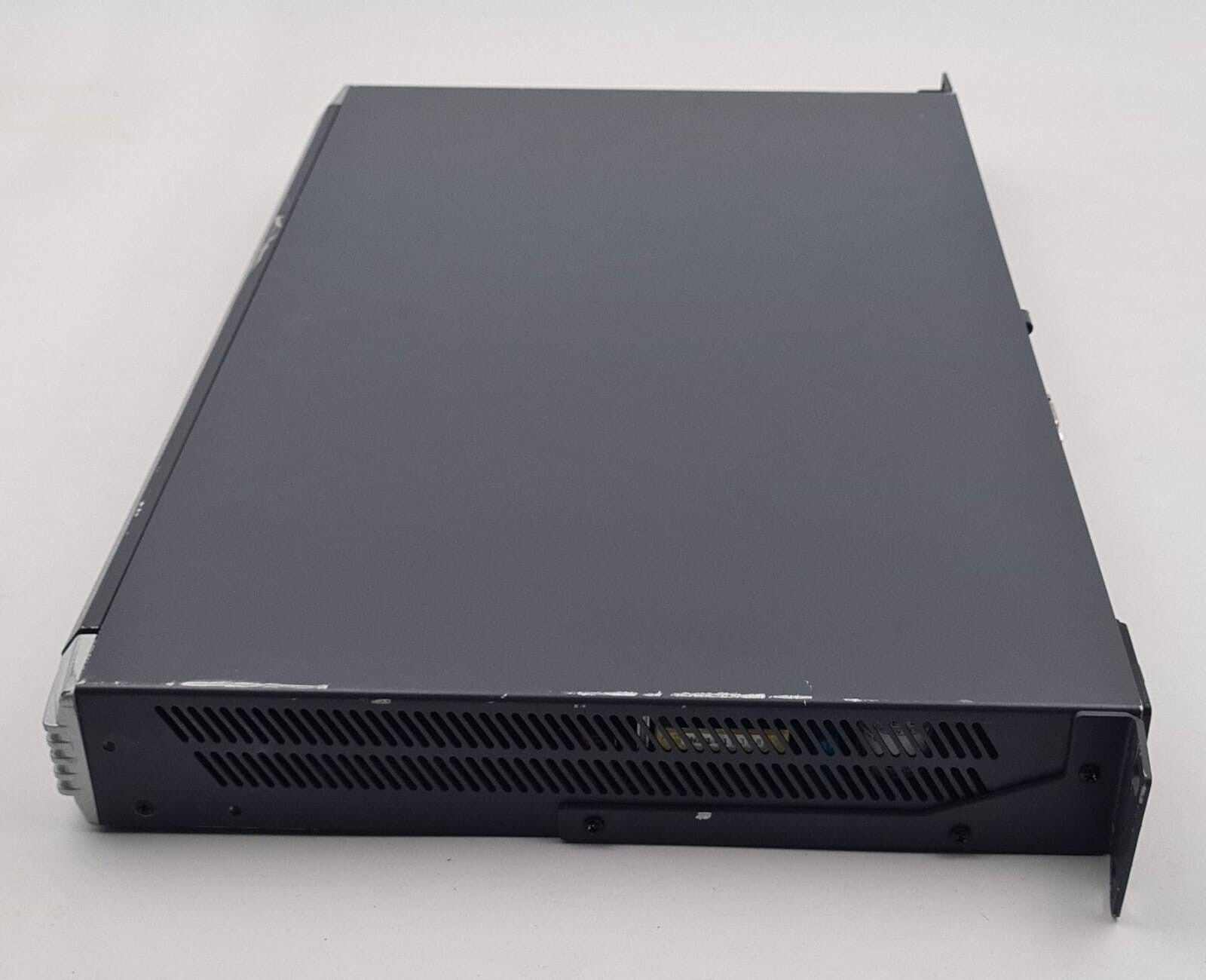 Minicom SMART 216 IP KVM Switch 1SU70036/R V2.3 16-Port Multi-User Remote Access