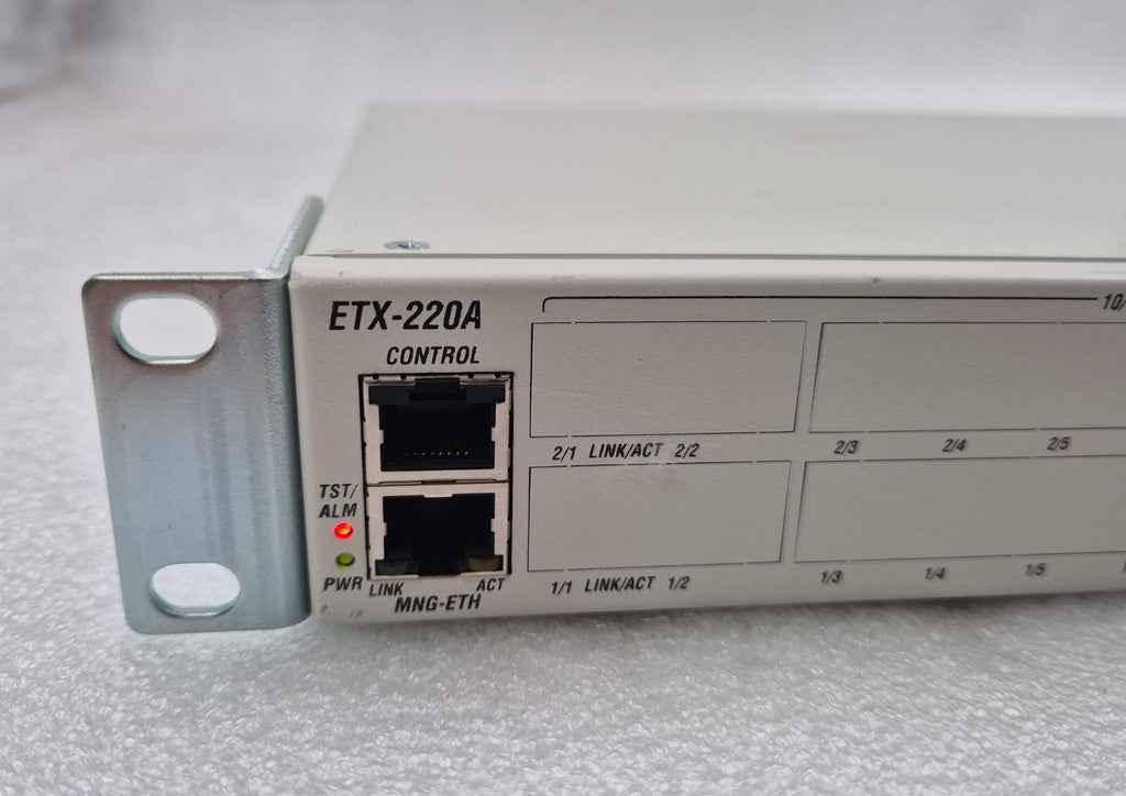 RAD ETX-220A 5601900000 ETX-220A_CELLCOM/DCR/4XFP/SYE/BSK 10G Ethernet Carrier