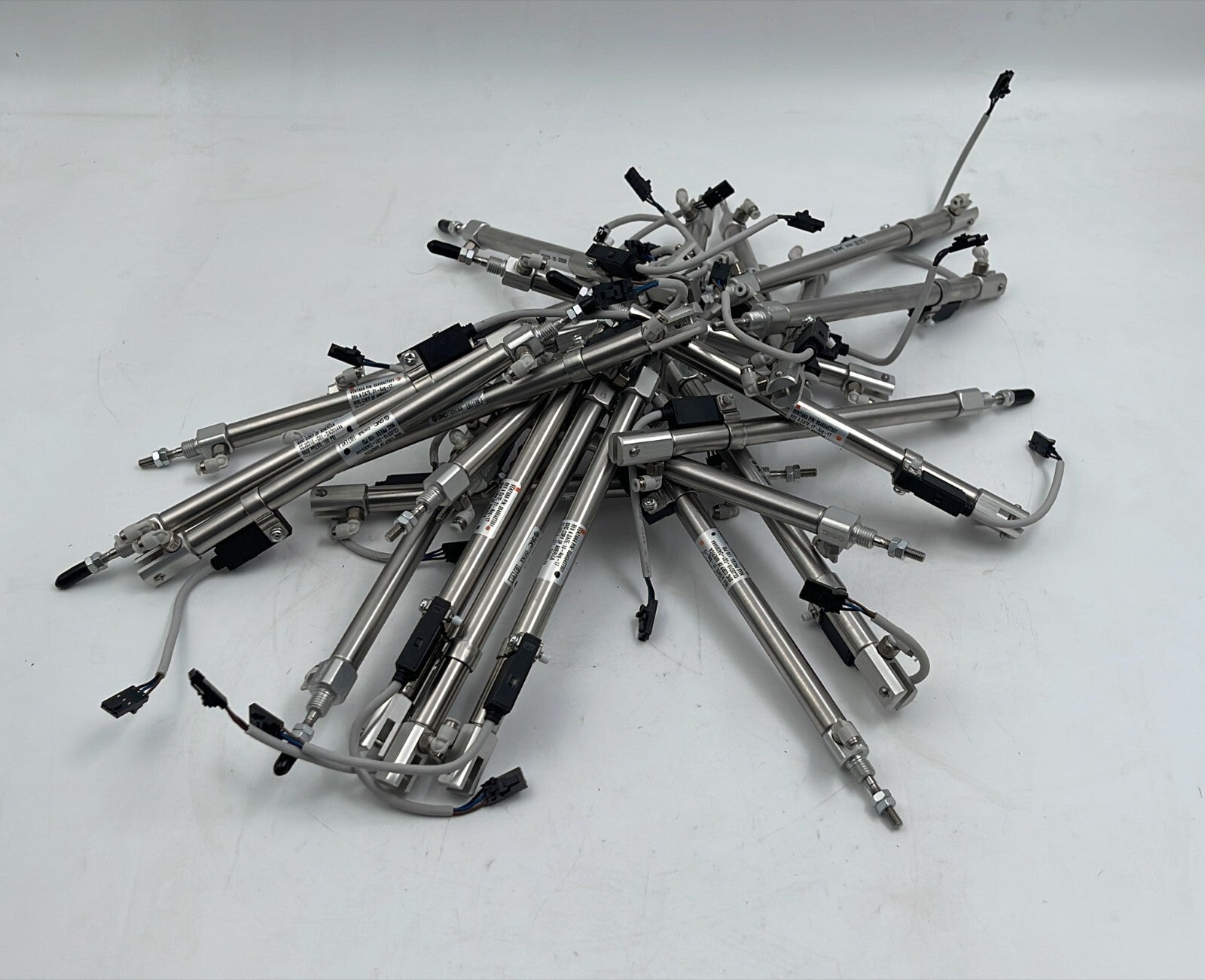 [LOT 25] SMC CDJ2D10-125-DCR3094R Air Cylinder Standard W/ D-H7A1 Solid Sensor