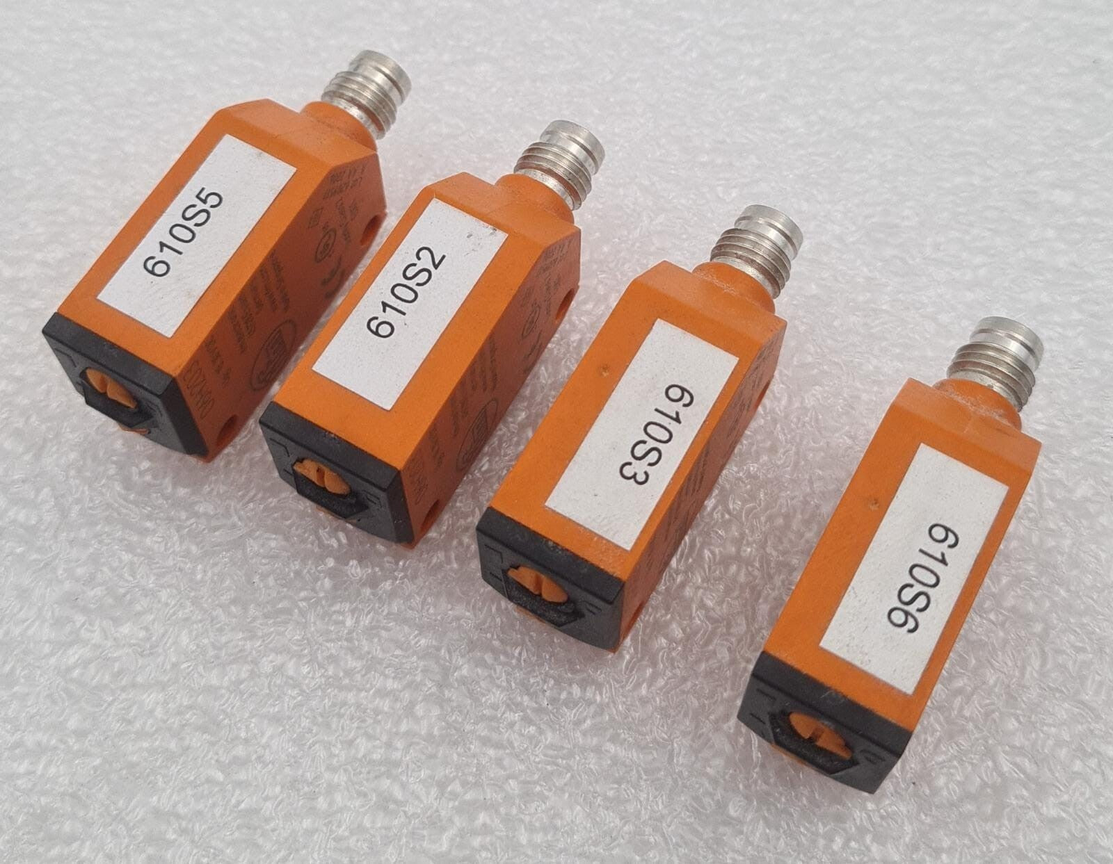 [LOT OF 4] IFM Electronic O6H203 Reflection Light Scanners Photoelectric Sensor