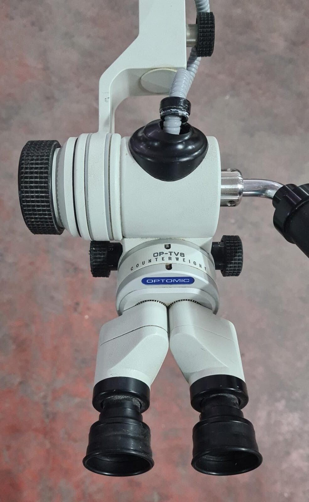 OPTOMIC OP-C12 & OP-TVB Counterweight Surgical Microscope f-200mm W/ Stand