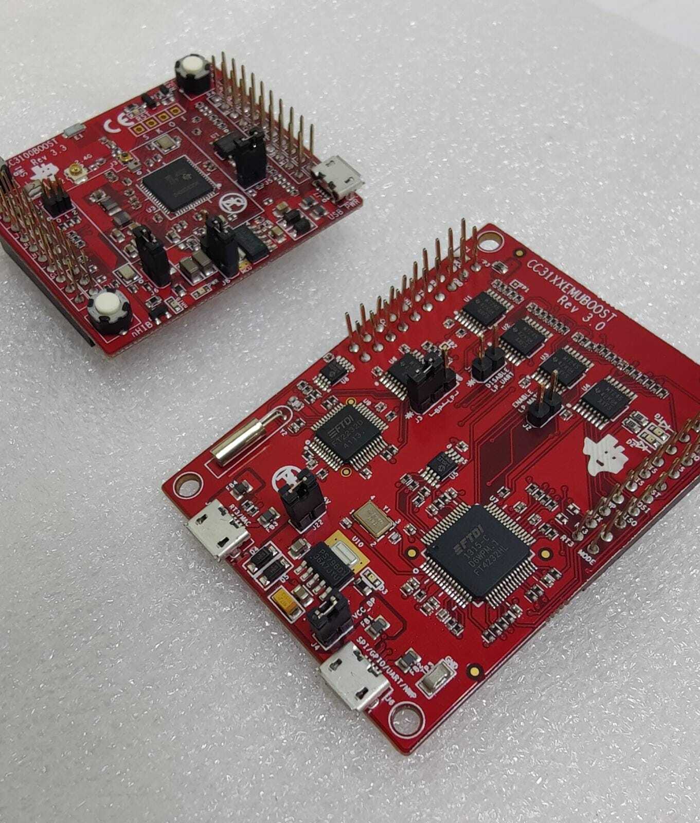 Texas Instruments CC31XXEMUBOOST Rev 3.0 With CC3100BOOST Rev 3.3 Board
