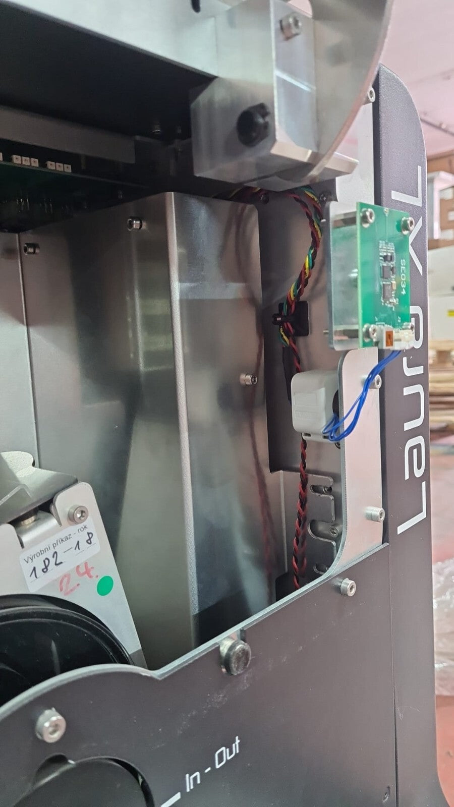 ERBA Mannheim Laura XL Automatic Urine Sediment Analyzer W/ Touch Monitor