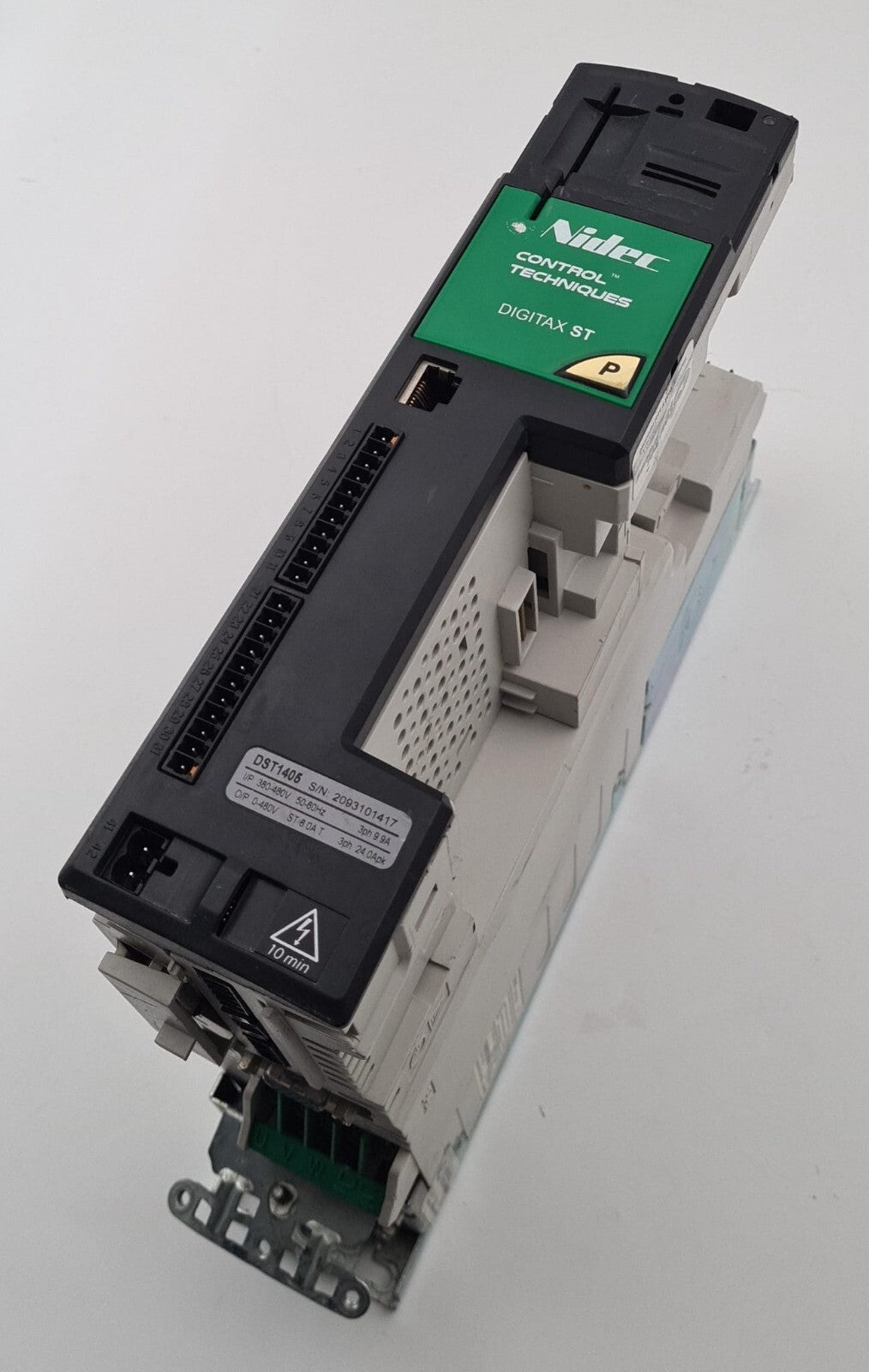 NIDEC Control Techniques Emerson Digitax ST DST1405 3098-0018 24Apk 250ms *AS IS