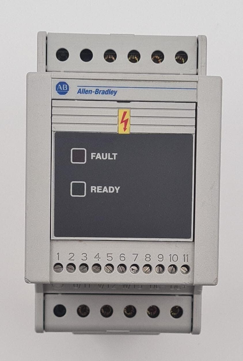 Allen-Bradley 160S-AA04NPS1 SERIES C Speed Drive converter 0.75KW 1HP