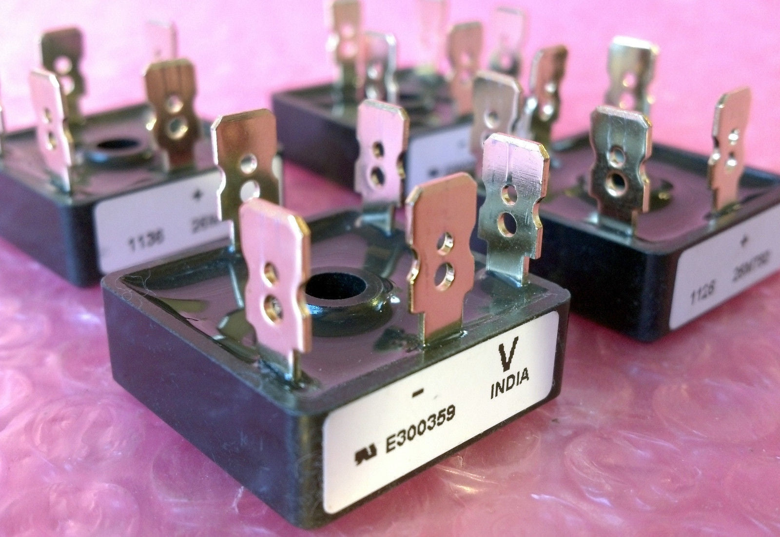 Lot Of 4 Vishay Semiconductor Vs 26MT60 Bridge Rectifier VS 26MT60 ND