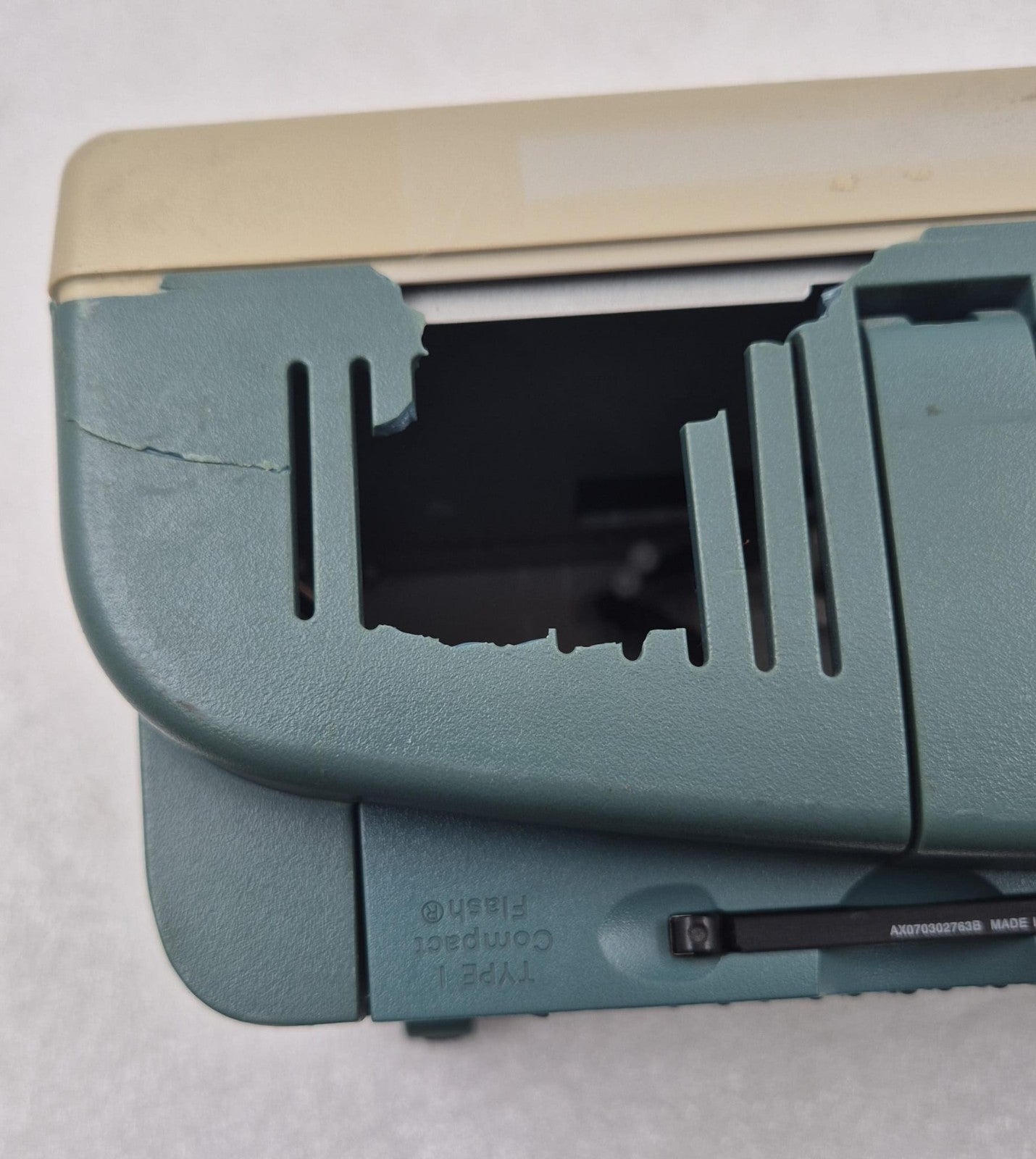 Tektronix TDS2024 Four Channel Digital Storage Oscilloscope 200MHZ 2GS/s *AS-IS*