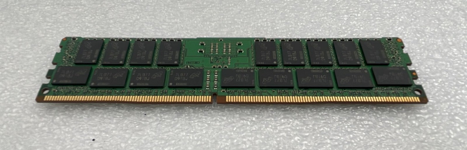 [LOT 2 PCS] MICRON 32GB 2RX4 PC4-2400T-RB1-11 MTA36ASF4G72PZ-2G3B1IG