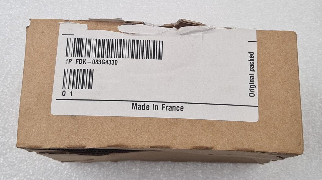 NEW - SIEMENS FDK-083G4330 MAG 1100 1/2 Inch NPT Thread