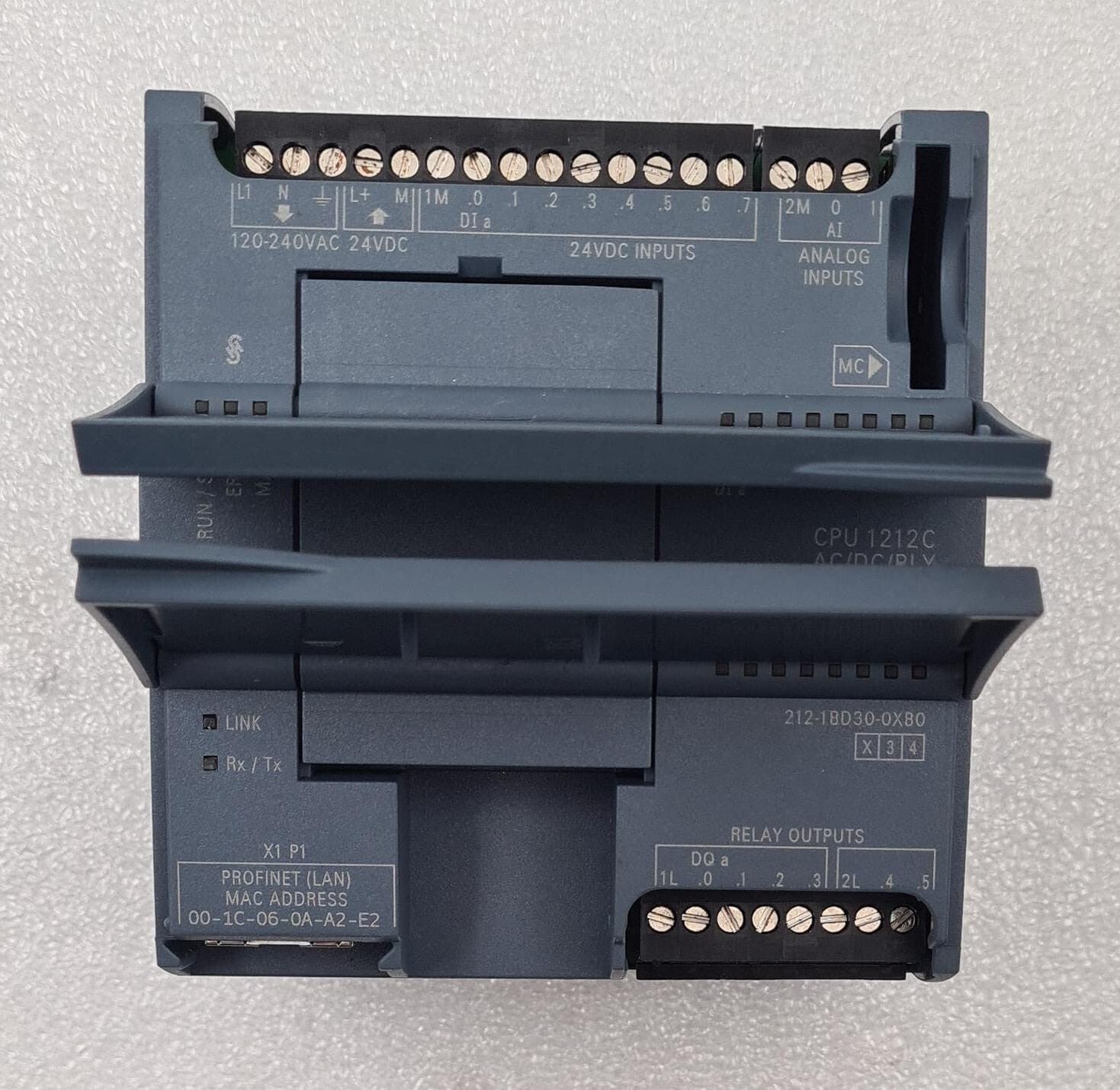 NEW - SIEMENS SIMATIC S7-1200 CPU 1212C AC/DC/RLY 6ES7 212-1BD30-0XB0 Module