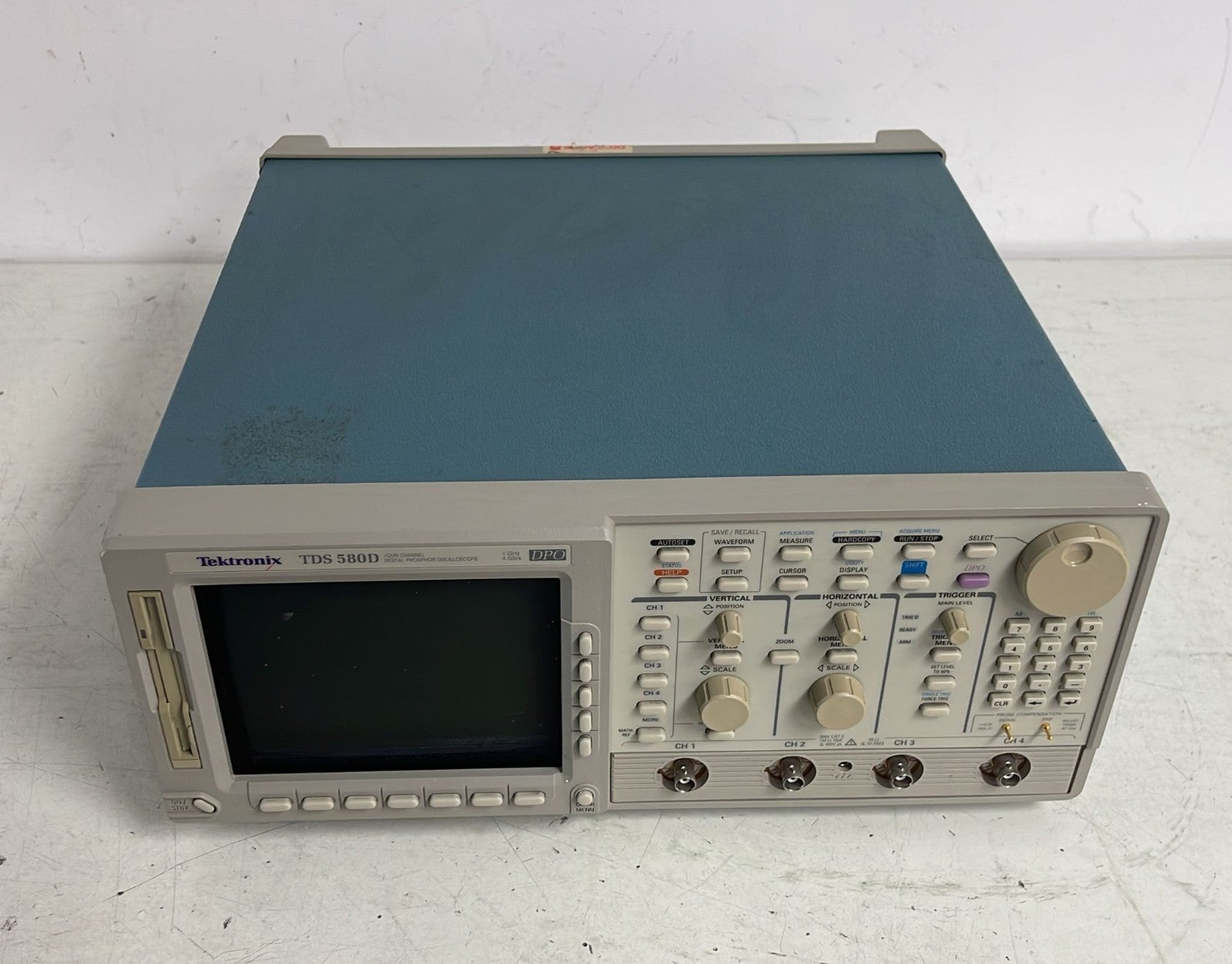 Tektronix TDS 580D Four Channel Digital Phosphor Oscilloscope 1GHz - 4GS/s DPO