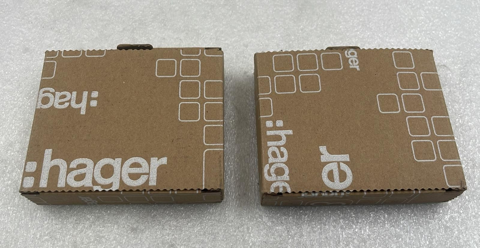 Hager EPN520 MCB packaging box top view