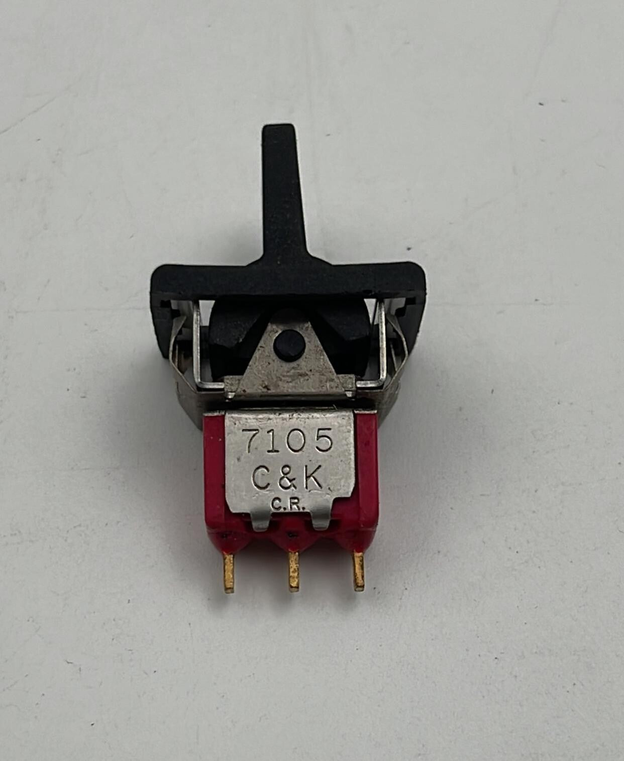 [LOT OF 30] C&K 7105 Paddle / Toggle Switch ON-OFF-ON  C&K 7105J61ZGE22
