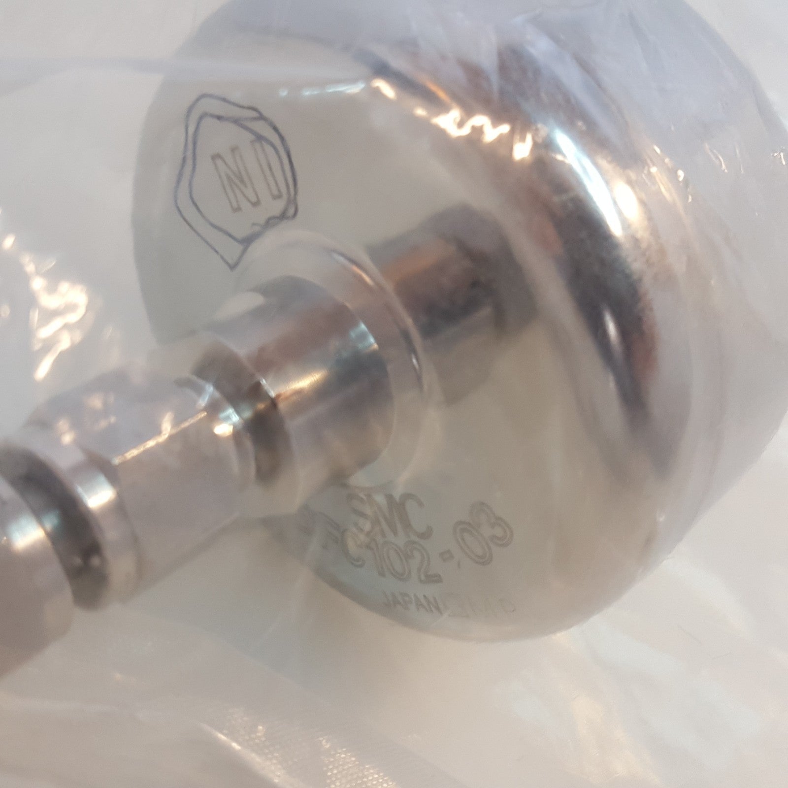 NEW - SMC Gas Filter SFC102-03 W/ Fittings