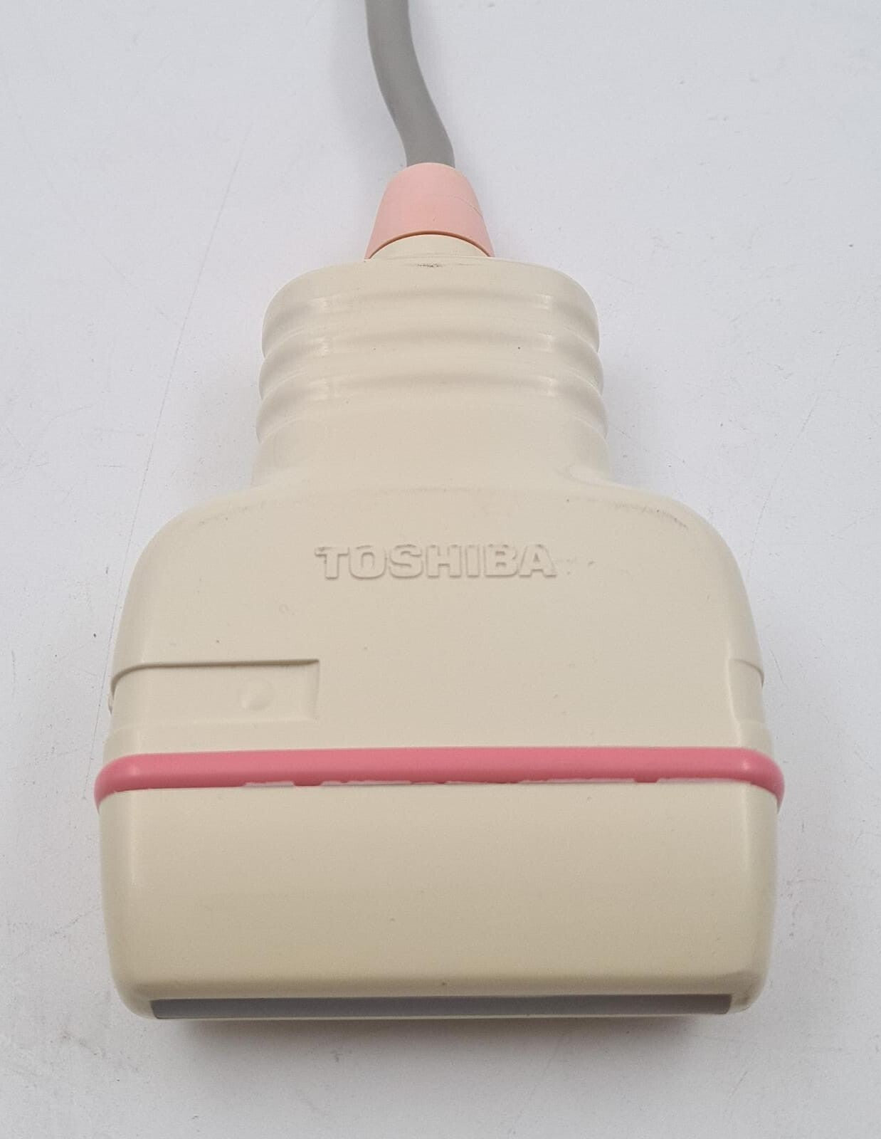 Toshiba PLG-805S 8MHz linear ultrasound transducer probe with integrated cable and Toshiba system connector