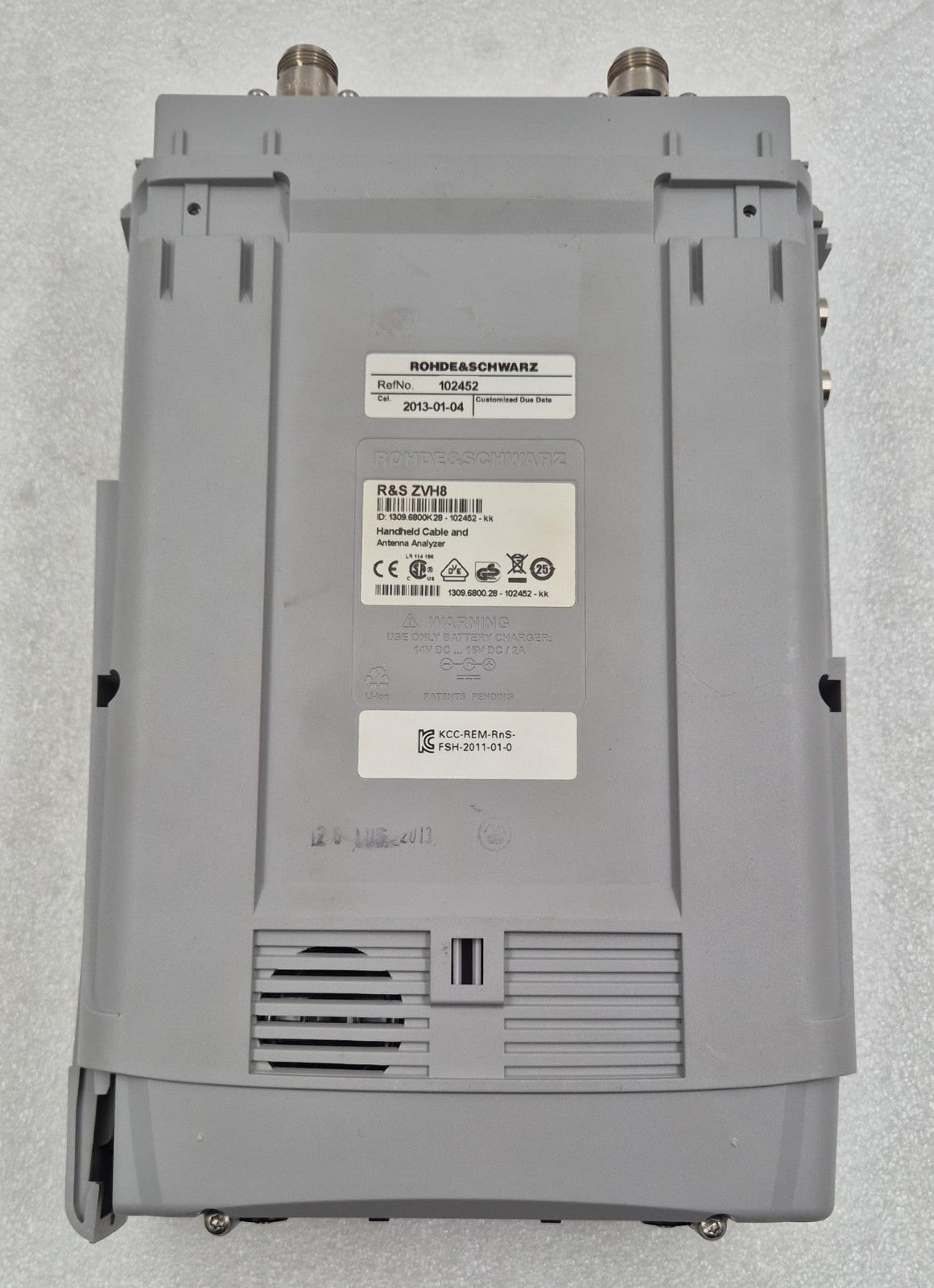 ROHDE & SCHWARZ R&S ZVH8 102452 Handheld Cable and Antenna Analyzer 100KHz-8GHz