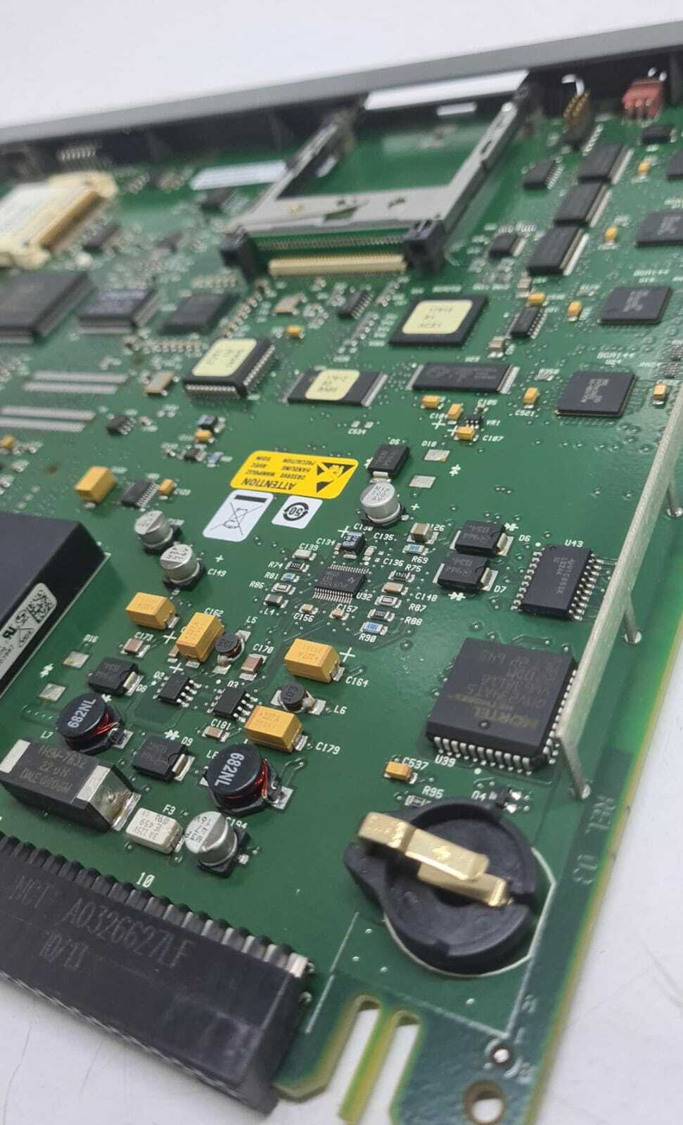 NORTEL MC-32 Ports PCP VGMC NTVQ01BBE5 RLSE 03 / 01 Voice Gateway Media Card