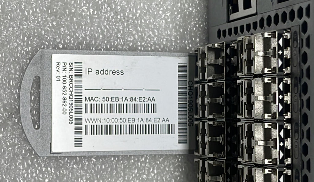 Brocade 6520 EMC DS-6520B 96-Port Fiber Channel Switch 100-652-862-00 W/ 96* SFP