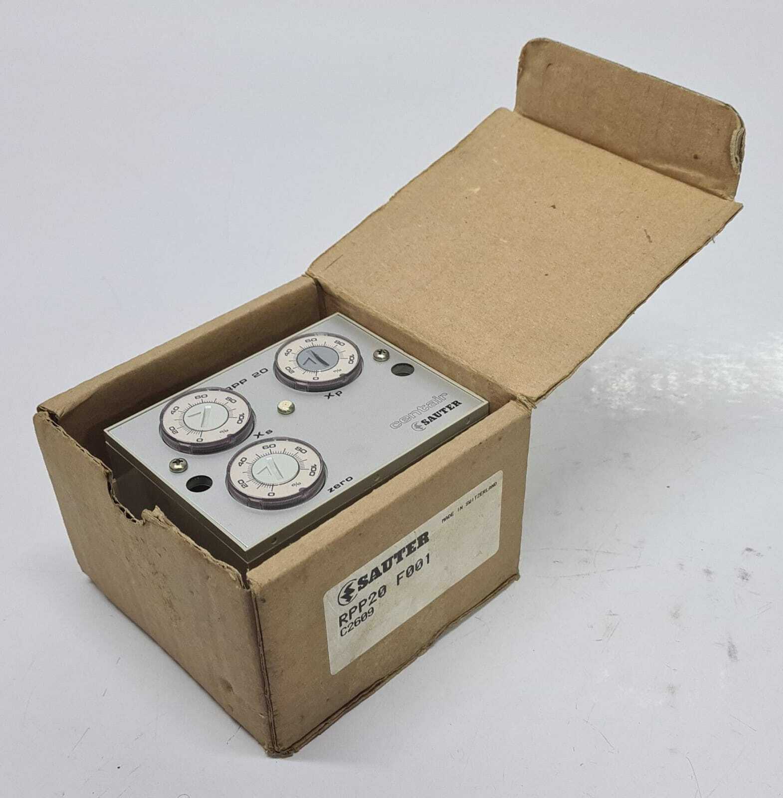 Sauter Centair RPP20 F001 universal regulator controller module