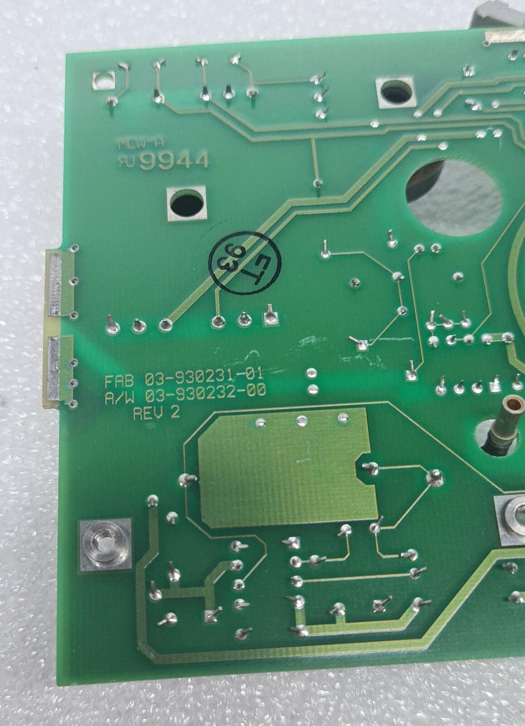 Varian Saturn GCMS 2000 Manifold Lower PWA 03-930230-01 SCHEM 03-930233-00 Board