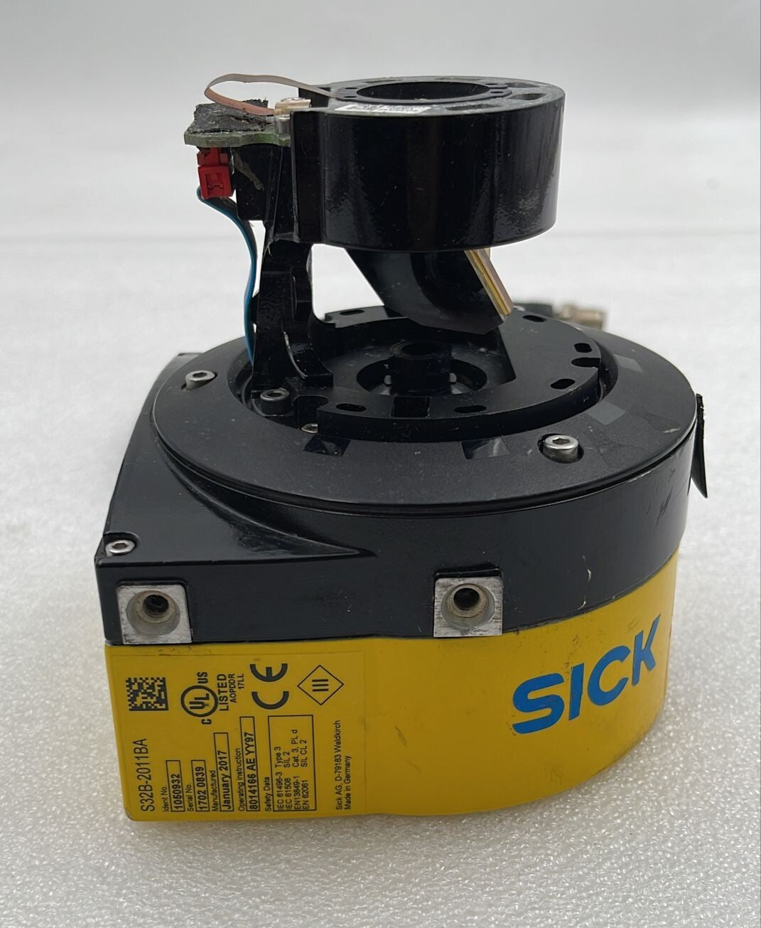 Sick S32B-2011BA Safety Laser Scanner 1050932 **AS IS