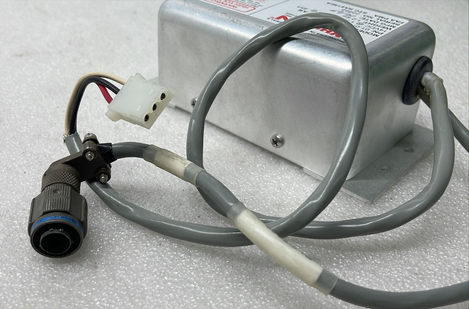 WHELEN STROBE POWER SUPPLY  A490TCF P/N 01-0770006-08 W/ AMPHENOL JD38999/26WA9