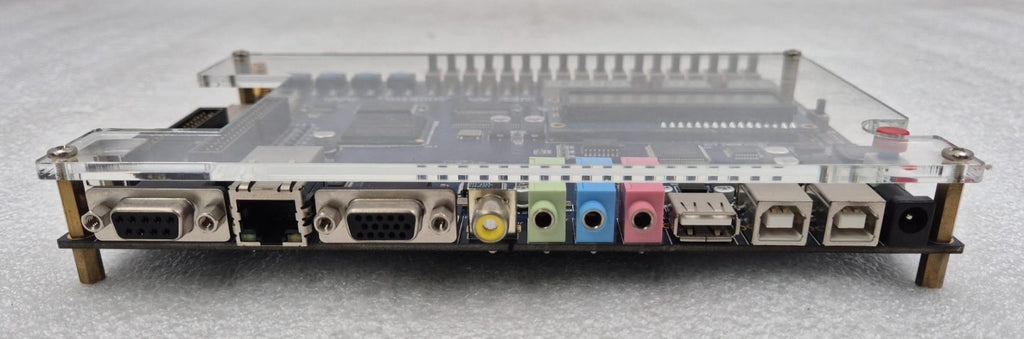 ALTERA DE2 FPGA Development Board SDRAM 8MB SRAM 512KB Motherboard