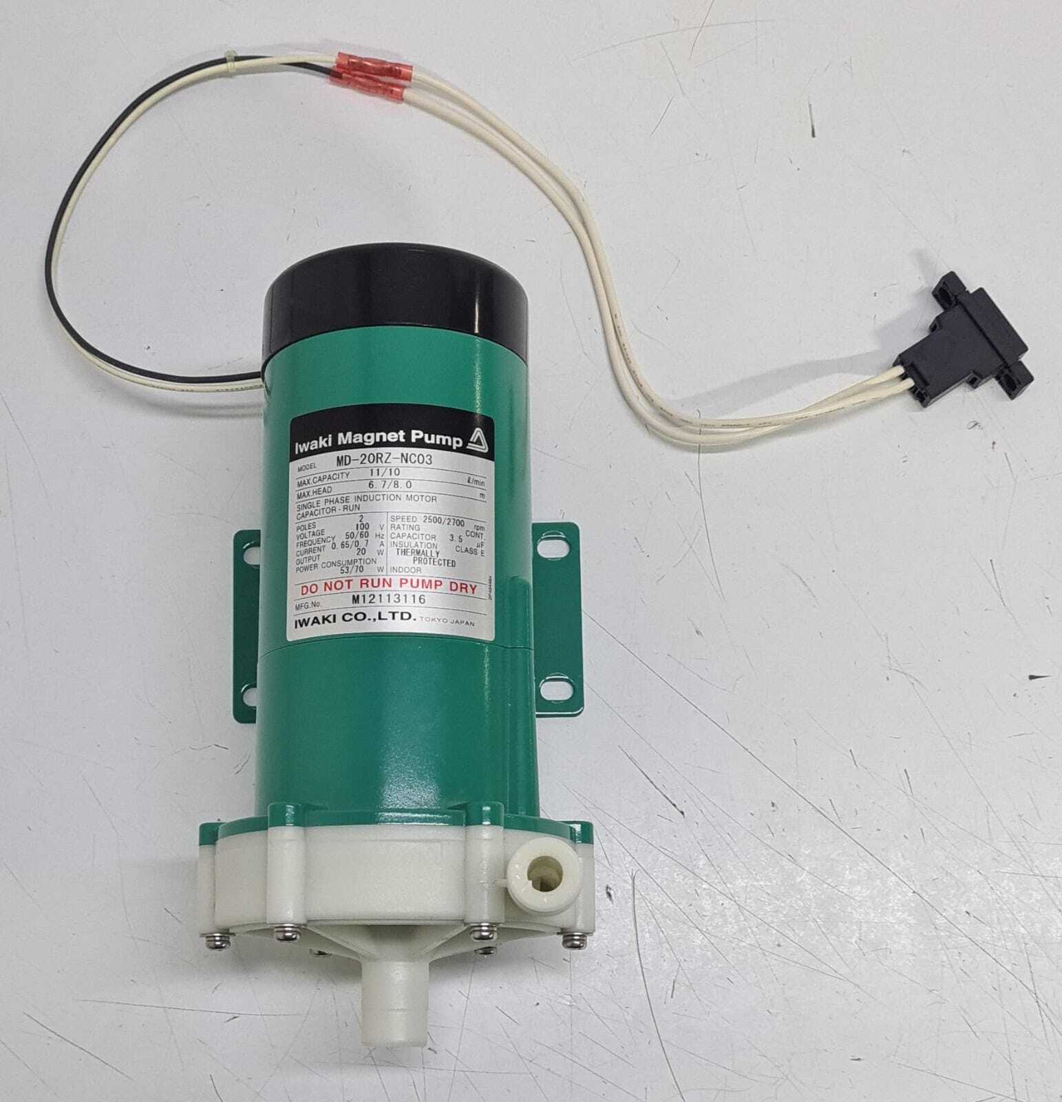Iwaki Magnet Pump MD-20RZ-NC03 11/10 l/m 100V - Turquoise Color