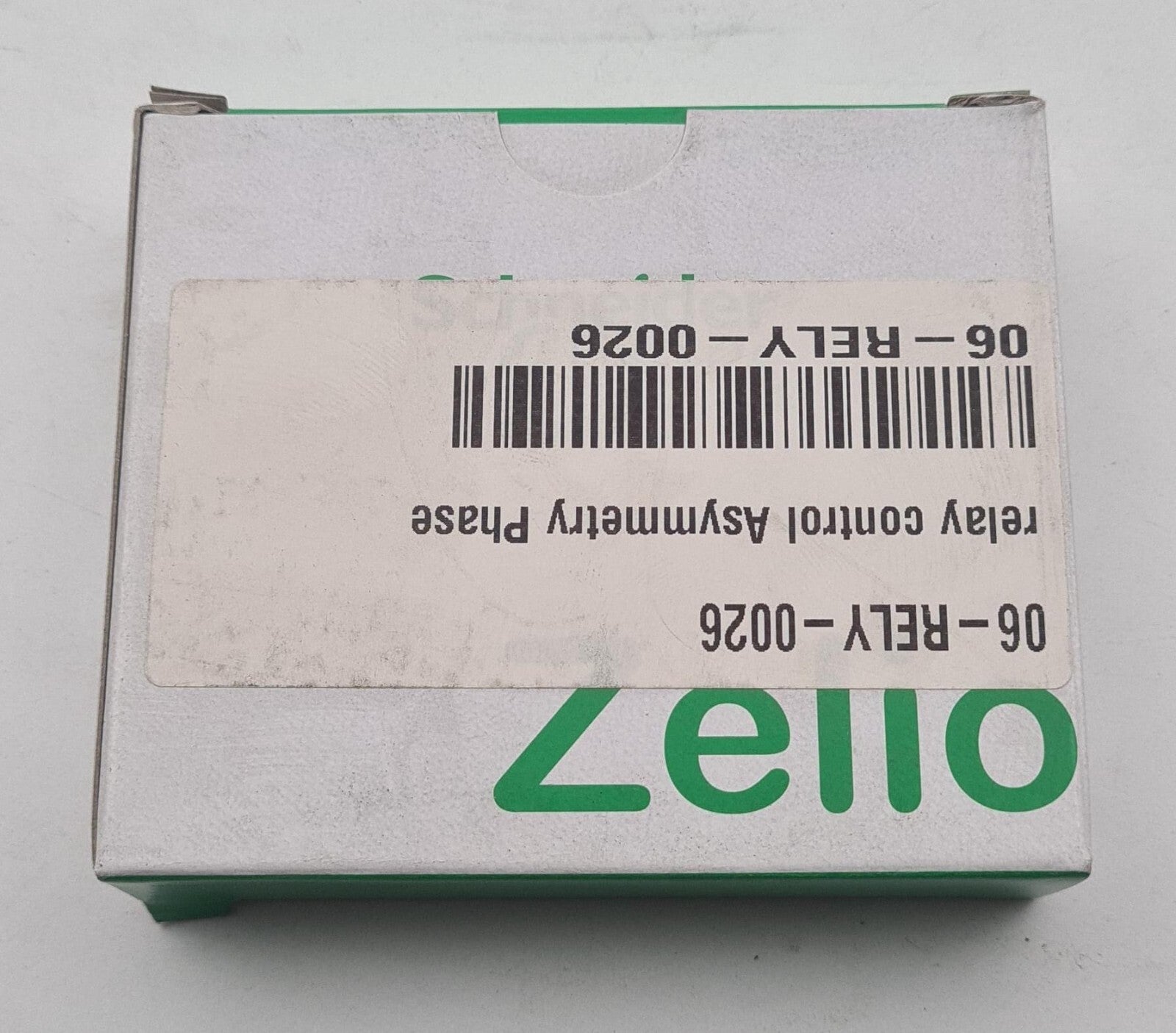 NEW IN BOX - Schneider Electric RM22TA31 Zelio Control 3-Phase Control Relay
