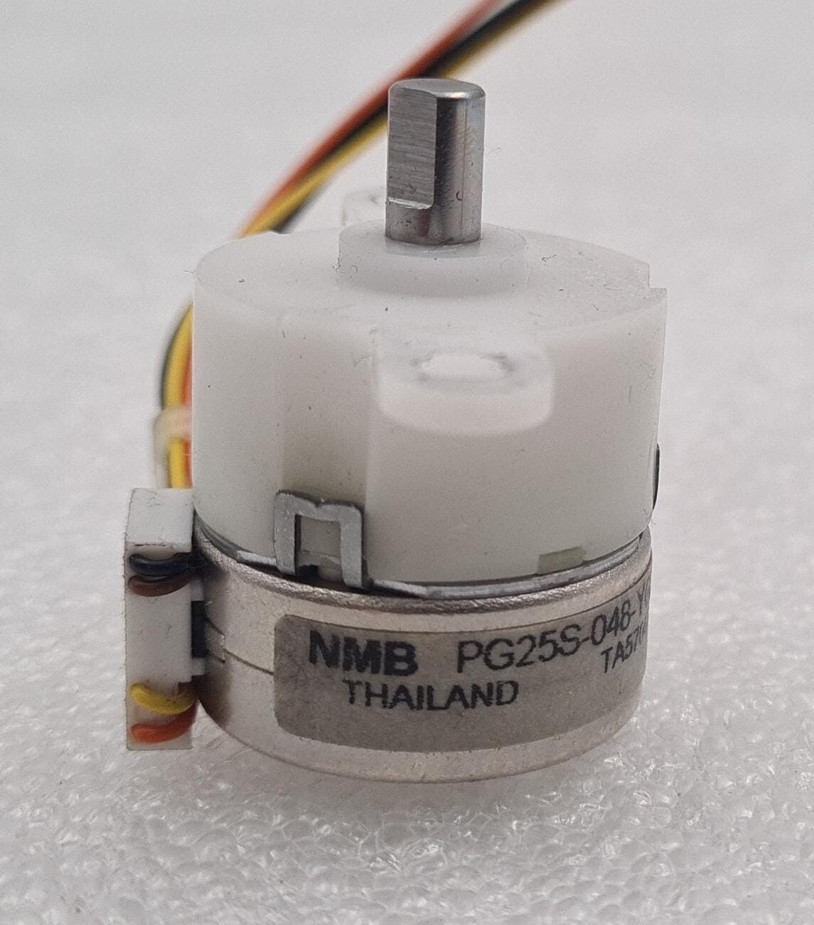 NMB PG25S-048-YGJ3 Stepper Motor for TECAN Infinite M200