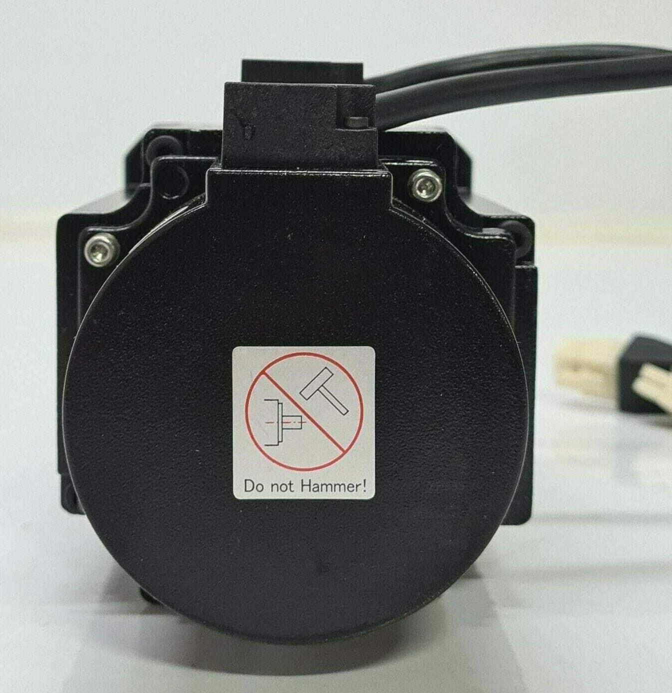 Servotronix MT-B08751C2N73D AC Servo Motor 0.75KW 2.4NM 3000RPM