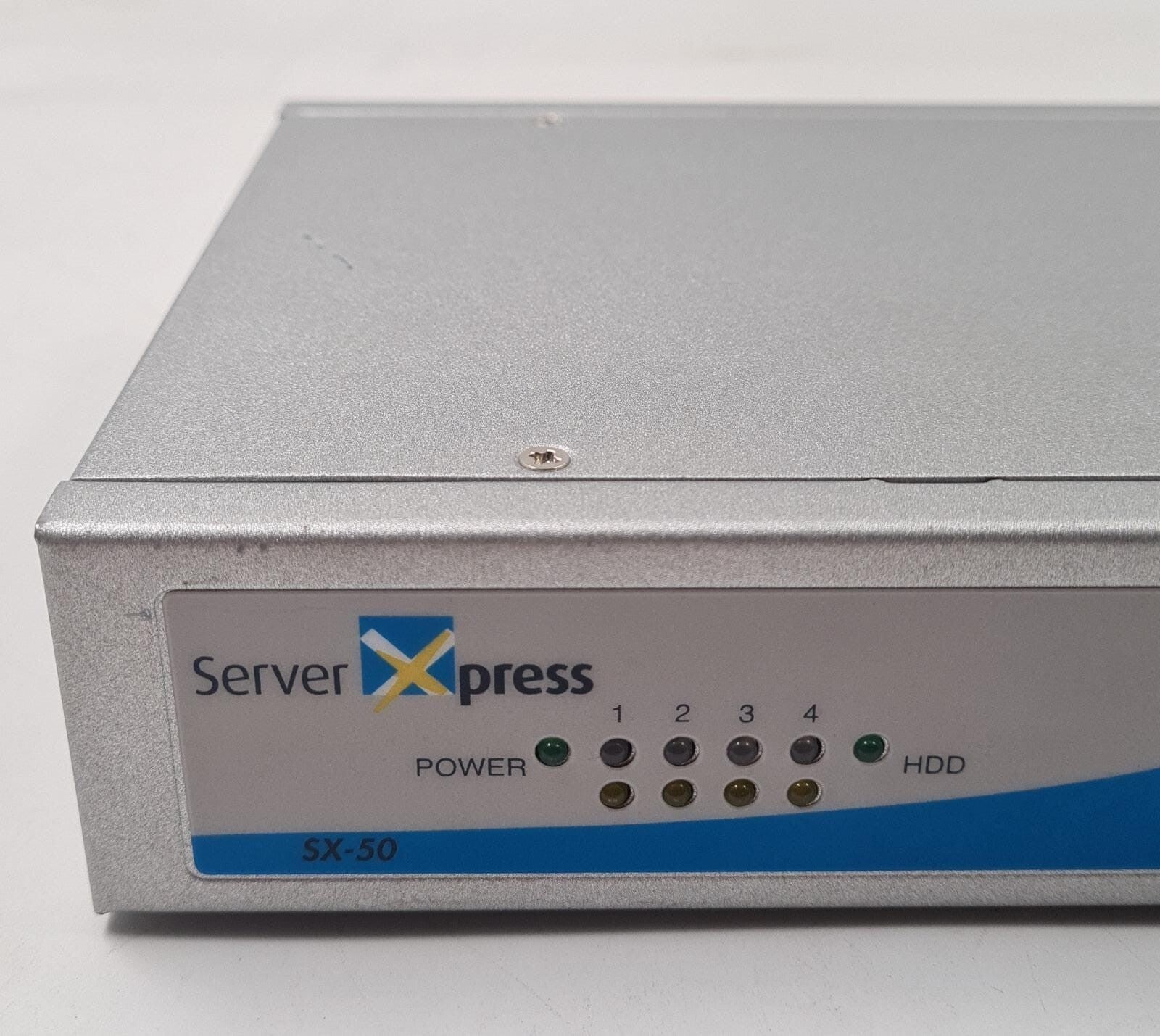 AXIOMTEK SX-50 Server Xpress NA-813-D4GI-RC 4 LAN ports 2 USB Network Appliance