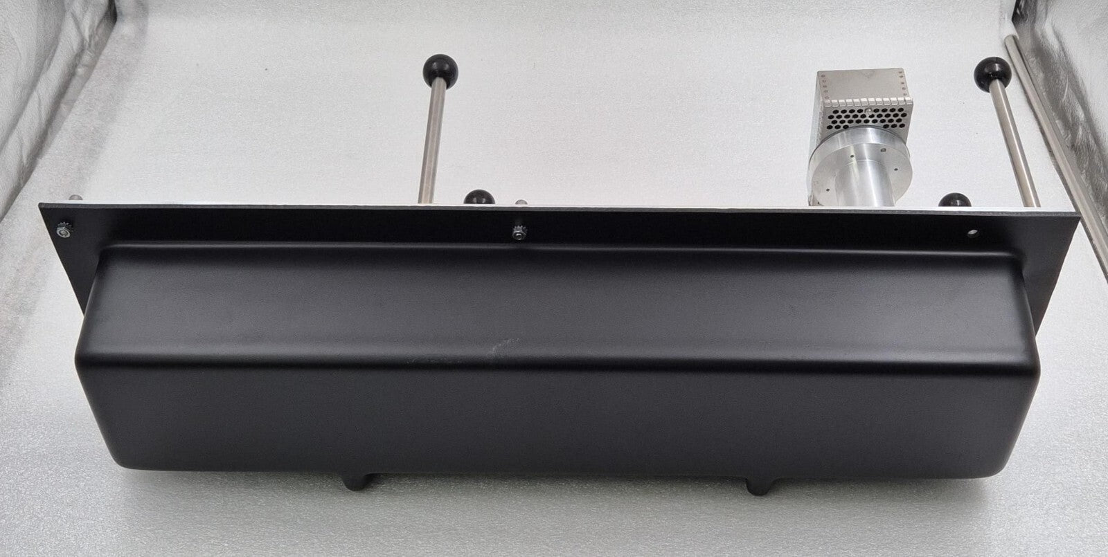 Waters 700011946 GC MS LID ASSEMBLY w/ MicroPirani Transducer 925-81080 *AS-IS*