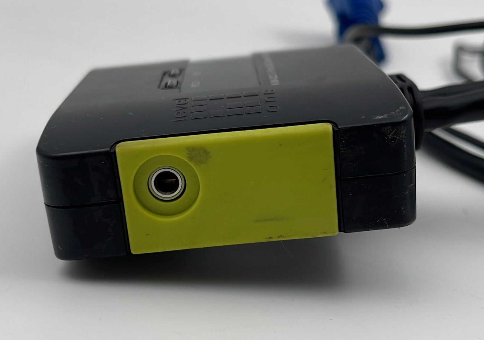 LEVELOne KVM-0223 2-Port USB KVM Switch